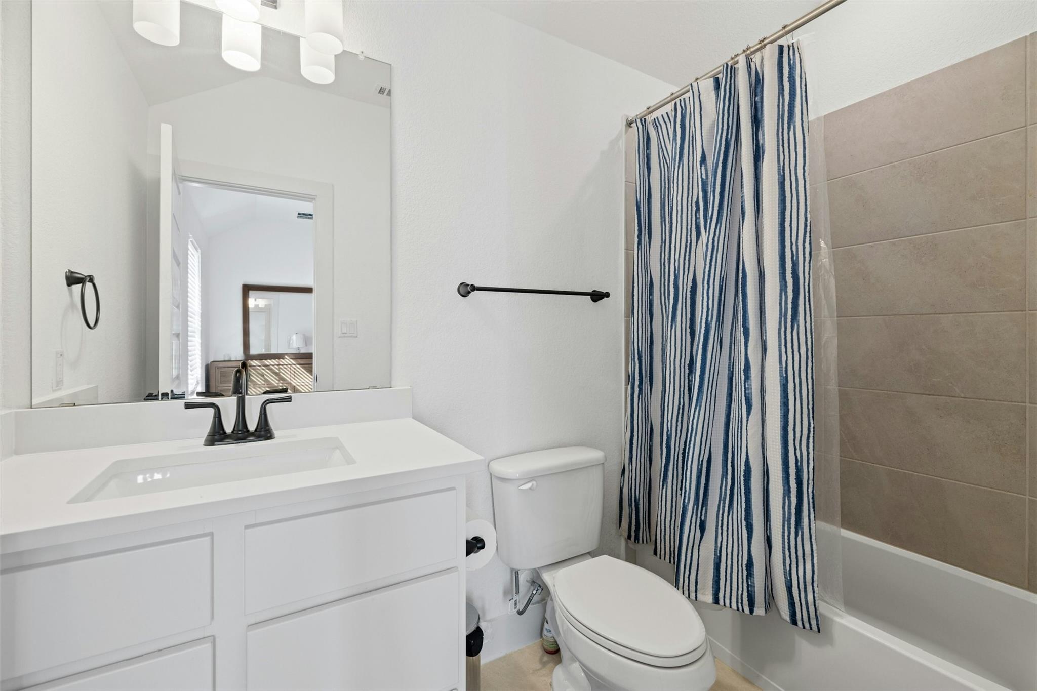 172 Shady Hill Loop, Liberty Hill, TX 78642