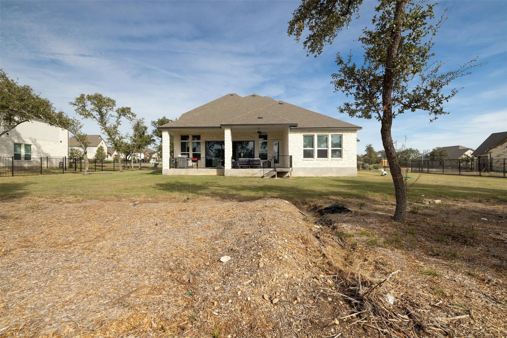 172 Shady Hill Loop, Liberty Hill, TX 78642