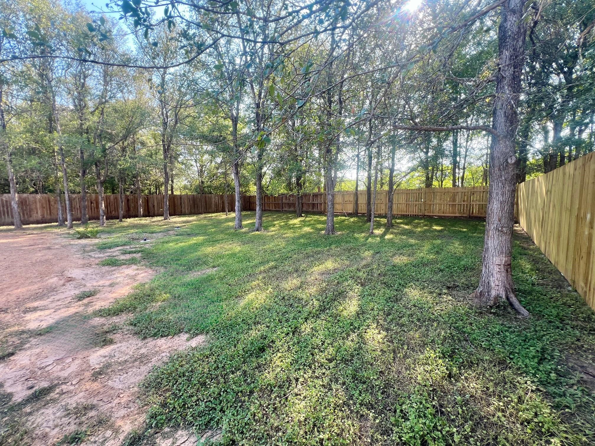 206 Waikakaaua Dr, Bastrop, TX 78602
