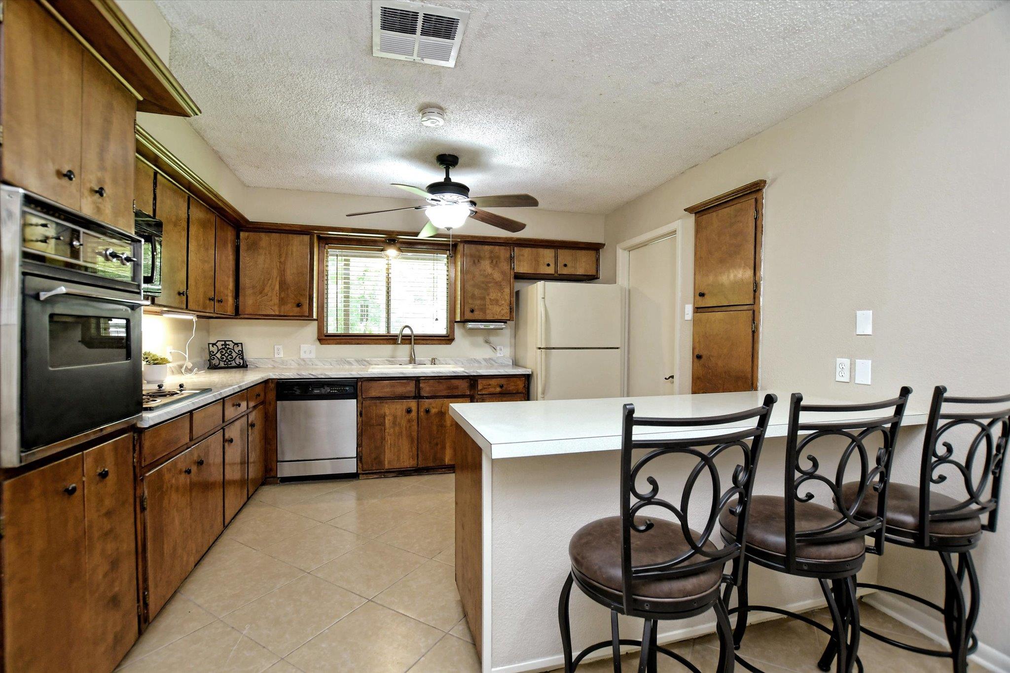 304 White Wing Way, Round Rock, TX 78664