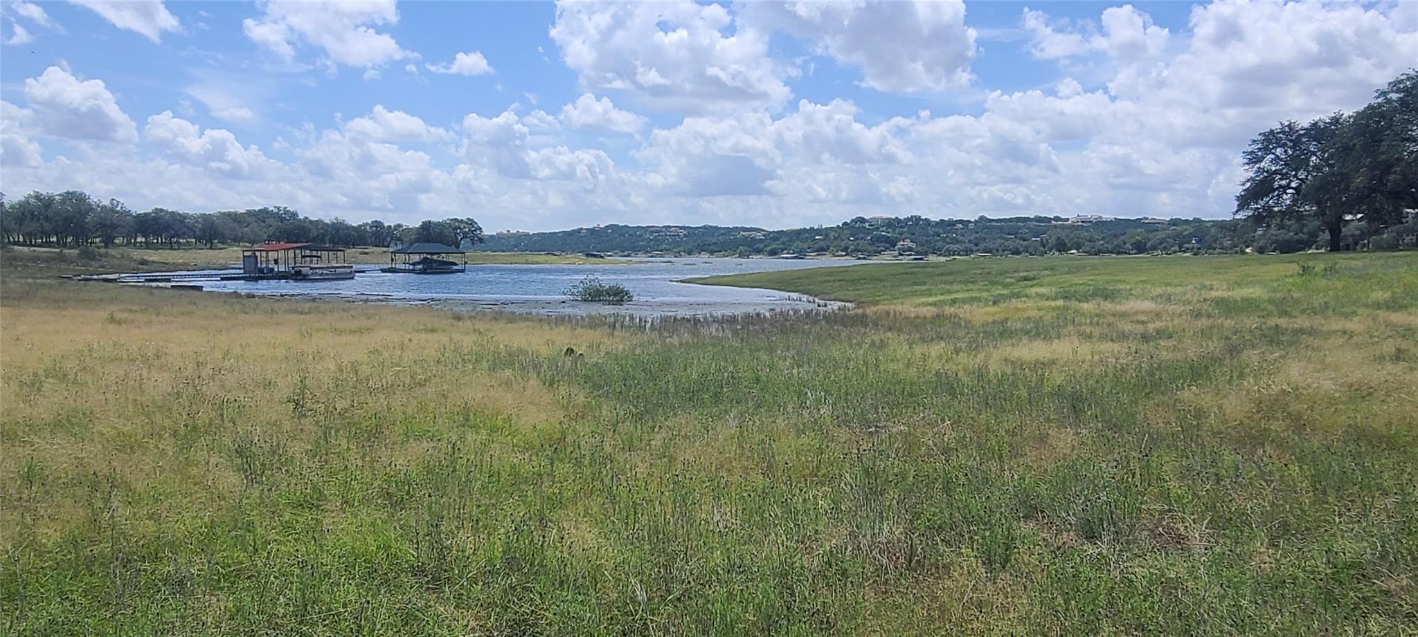 1303 Robin Trl, Lago Vista, TX 78645