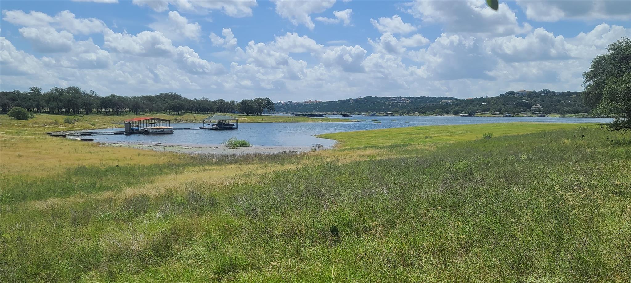 1303 Robin Trl, Lago Vista, TX 78645