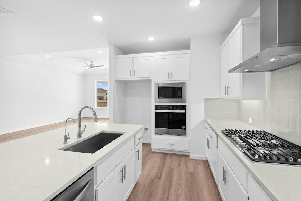 105 Cintilar St, Liberty Hill, TX 78642