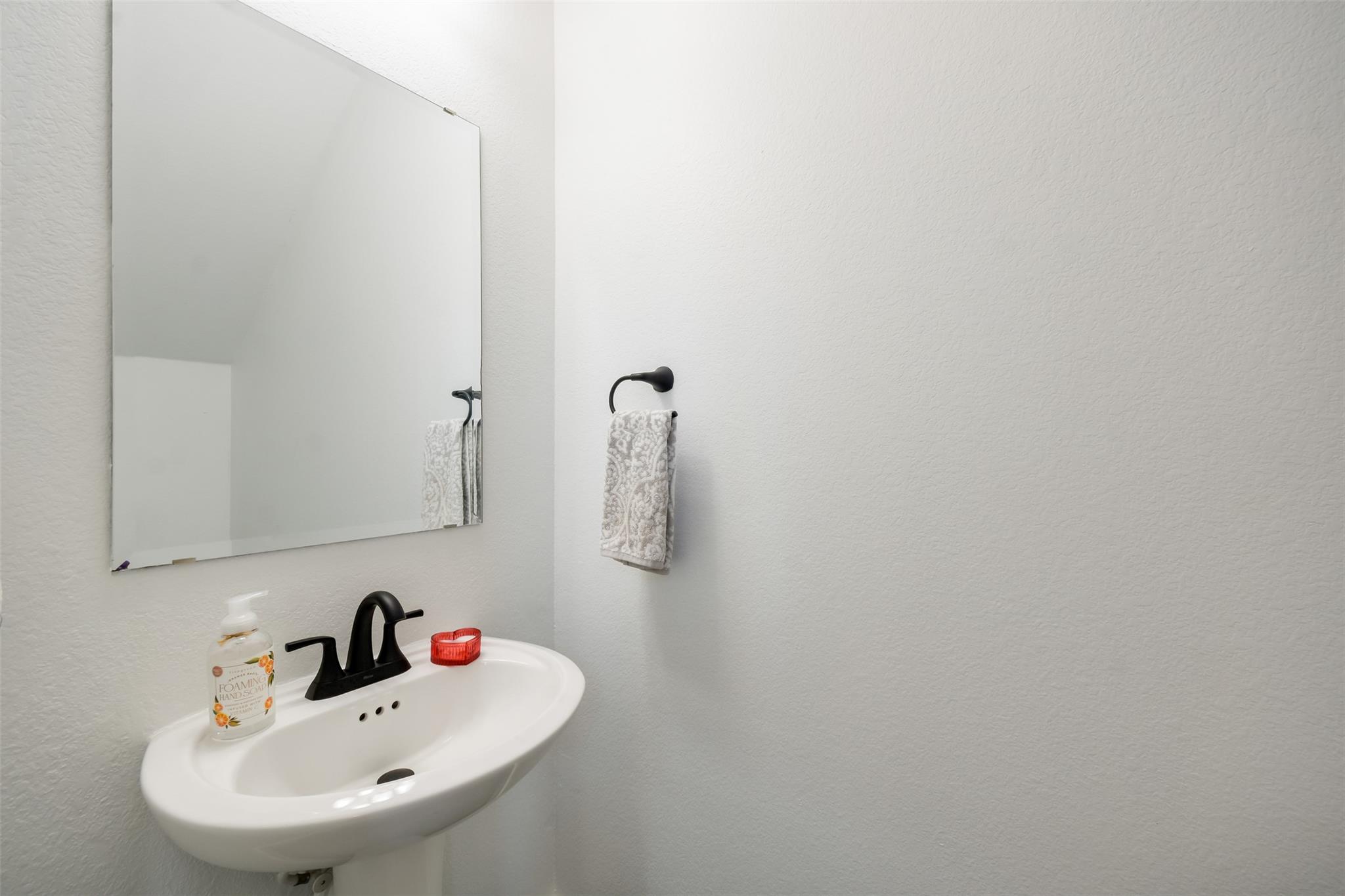 113 Cascia Cir, Liberty Hill, TX 78642