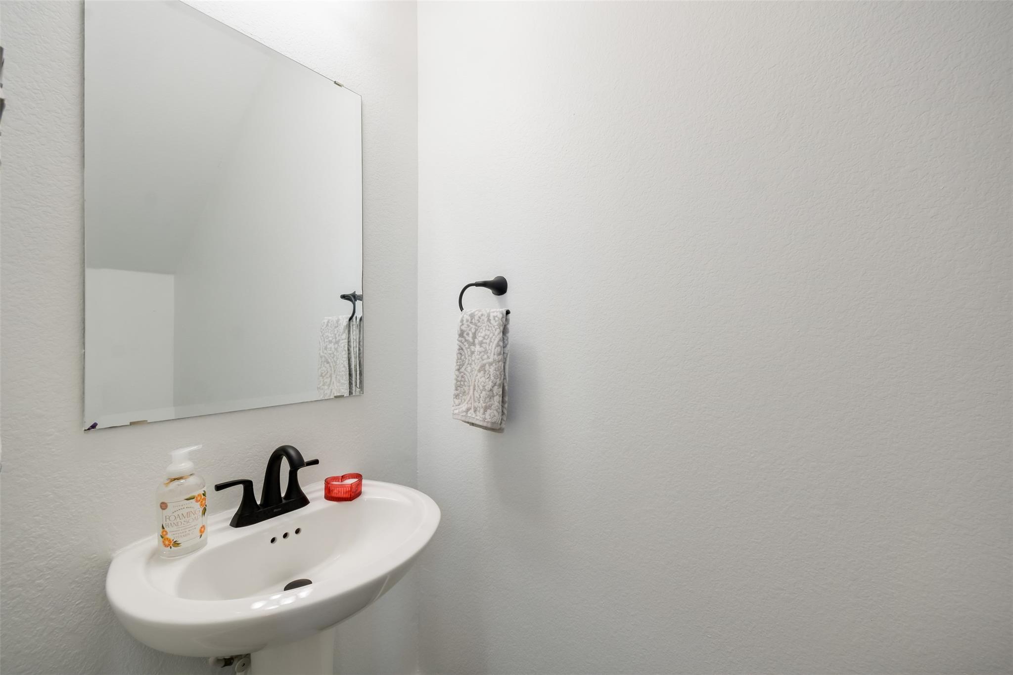 113 Cascia Cir, Liberty Hill, TX 78642