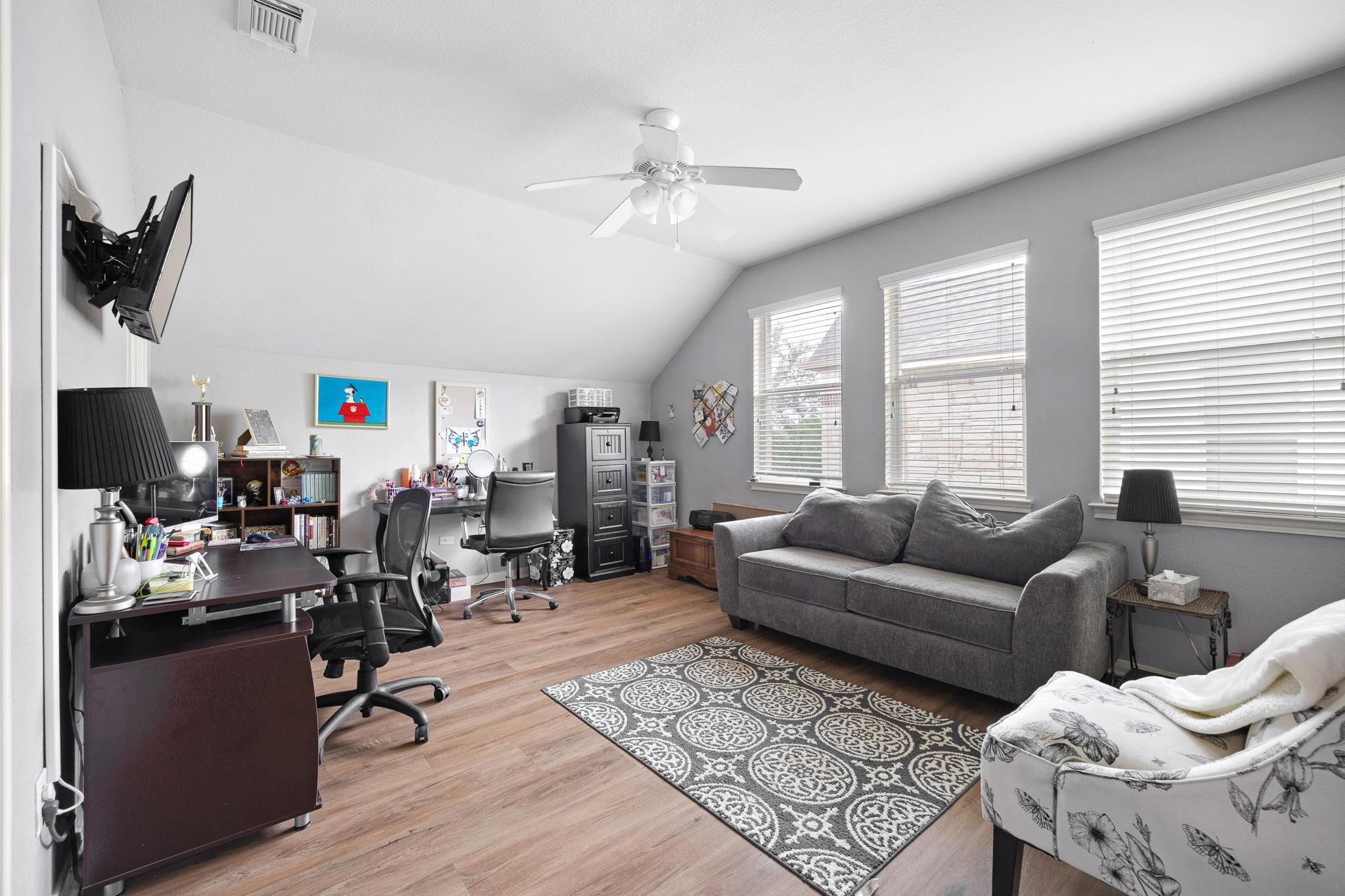 15413 Echo Hills Dr, Austin, TX 78717