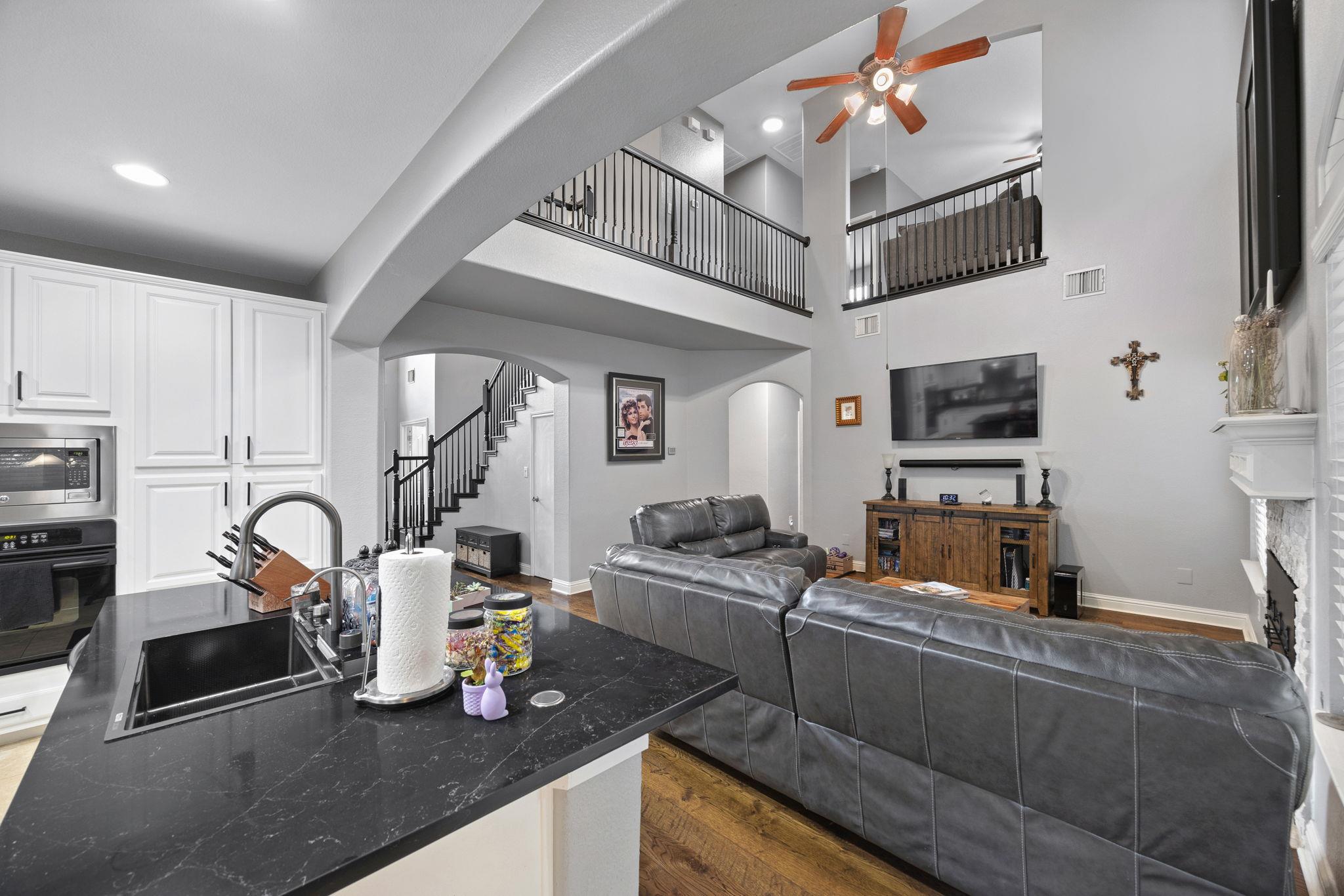15413 Echo Hills Dr, Austin, TX 78717