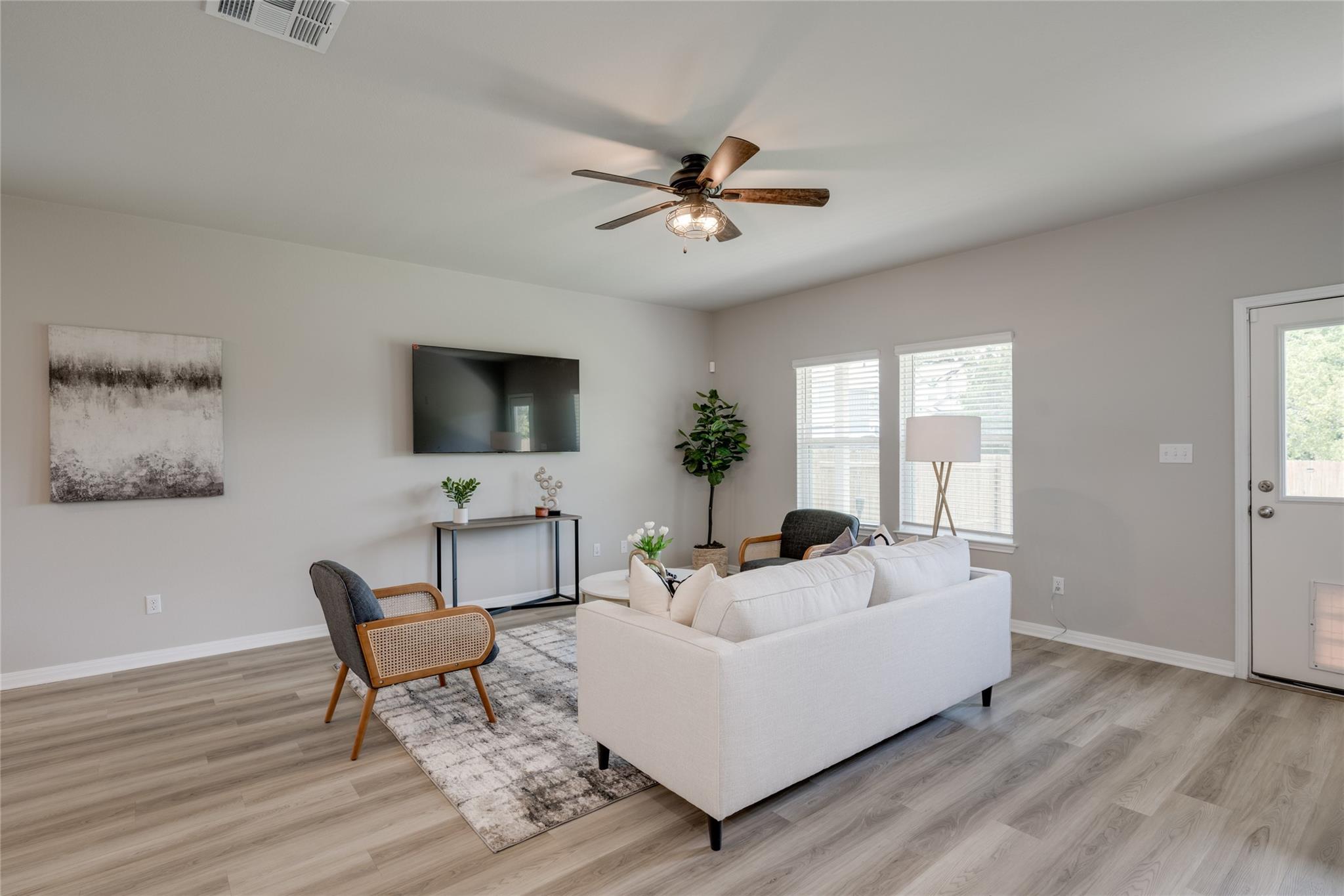 909 Bright Gemstone Way, Austin, TX 78748