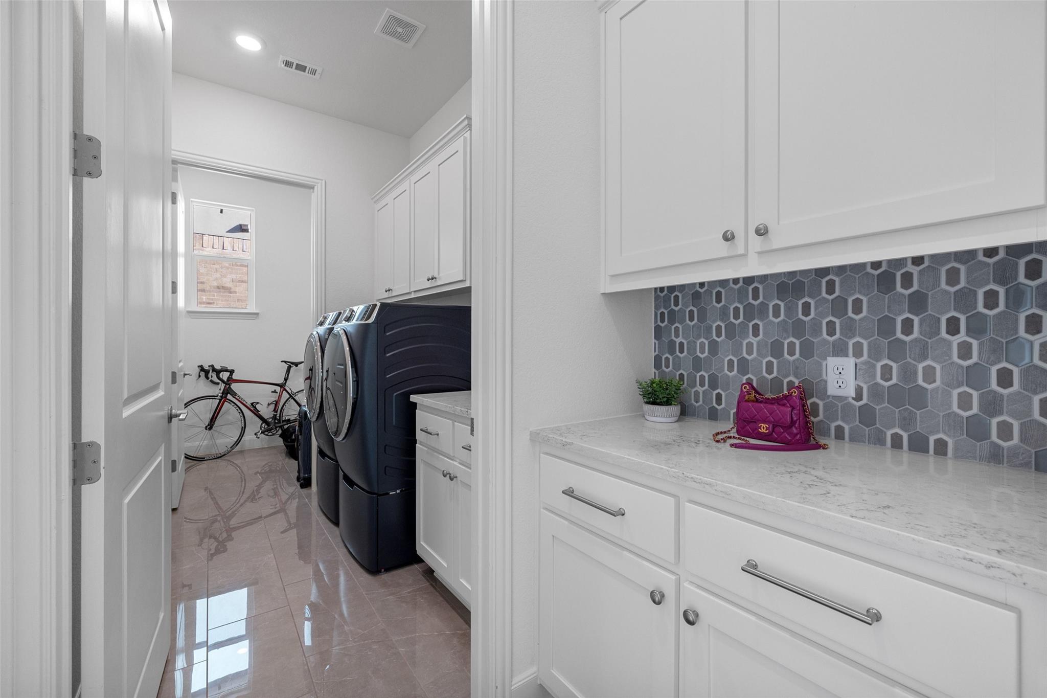 6112 Cuchara Bnd, Austin, TX 78738