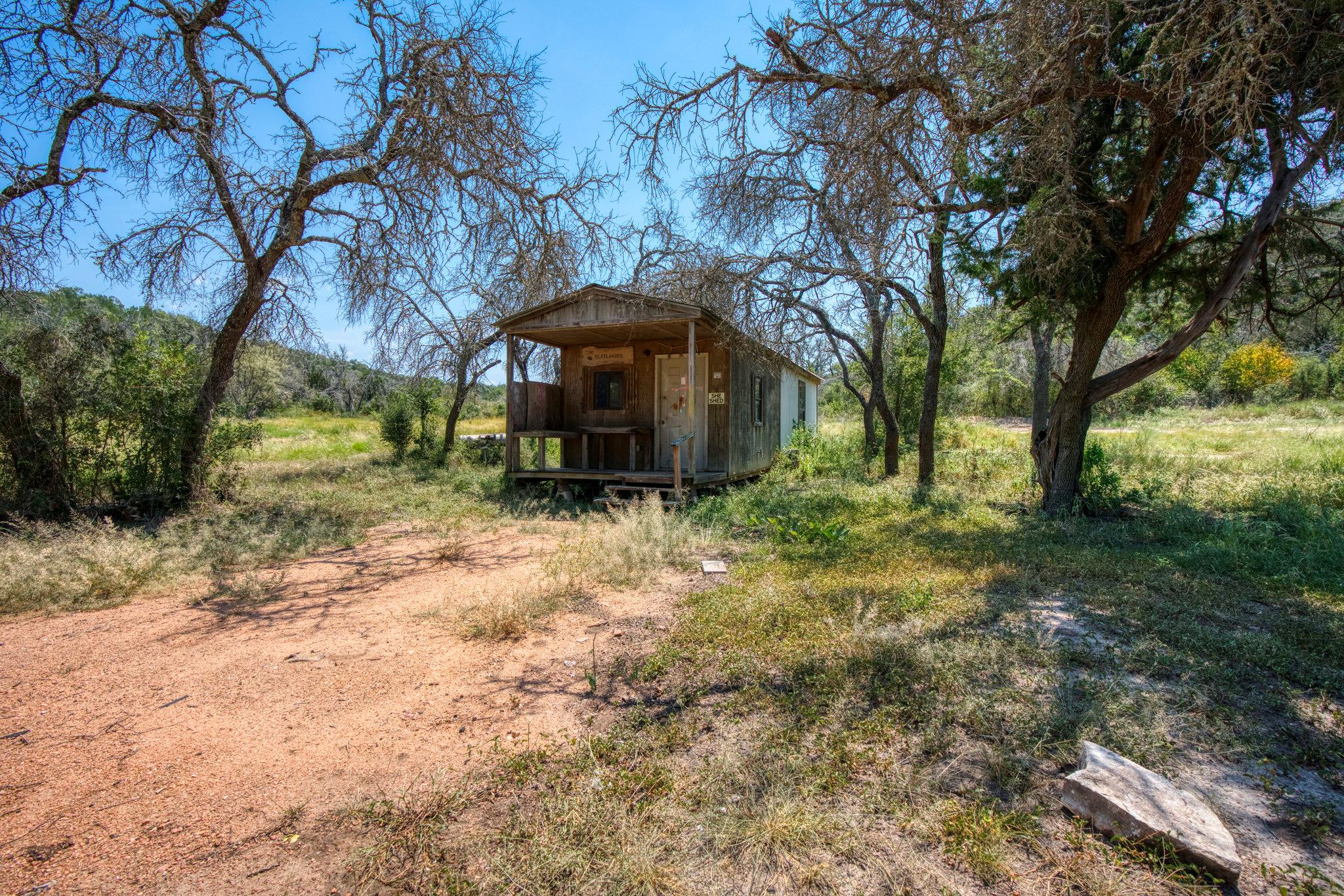 51 DS Rd, Fredericksburg, TX 78624