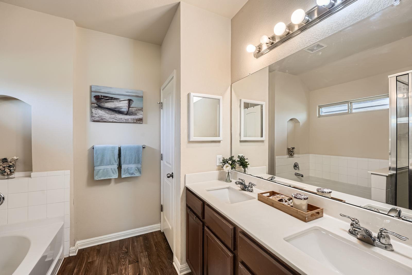 814 Hatton Hill Ct, Austin, TX 78725