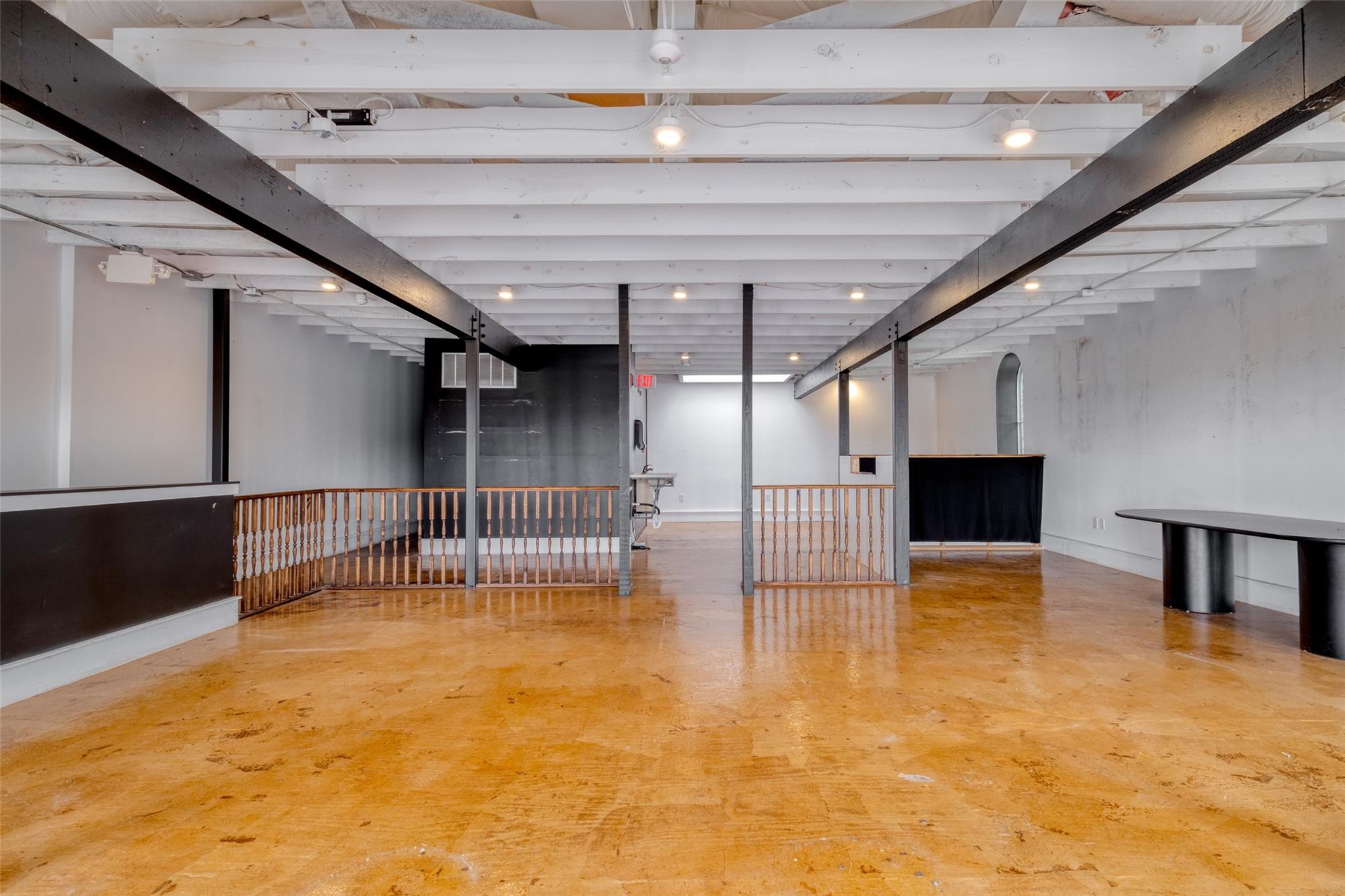 117 East St, Hutto, TX 78634