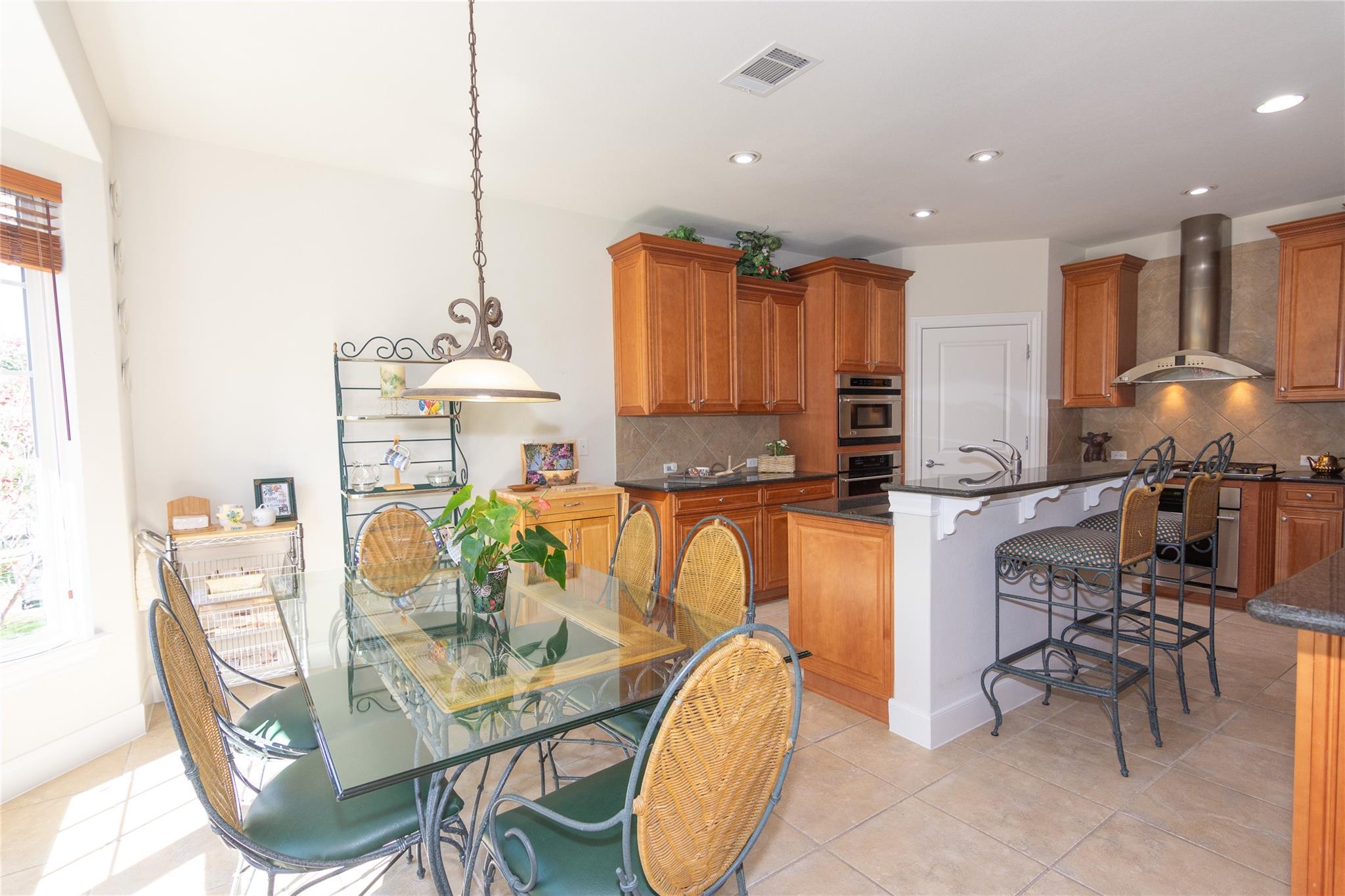 411 Palmetto Dr, Georgetown, TX 78633