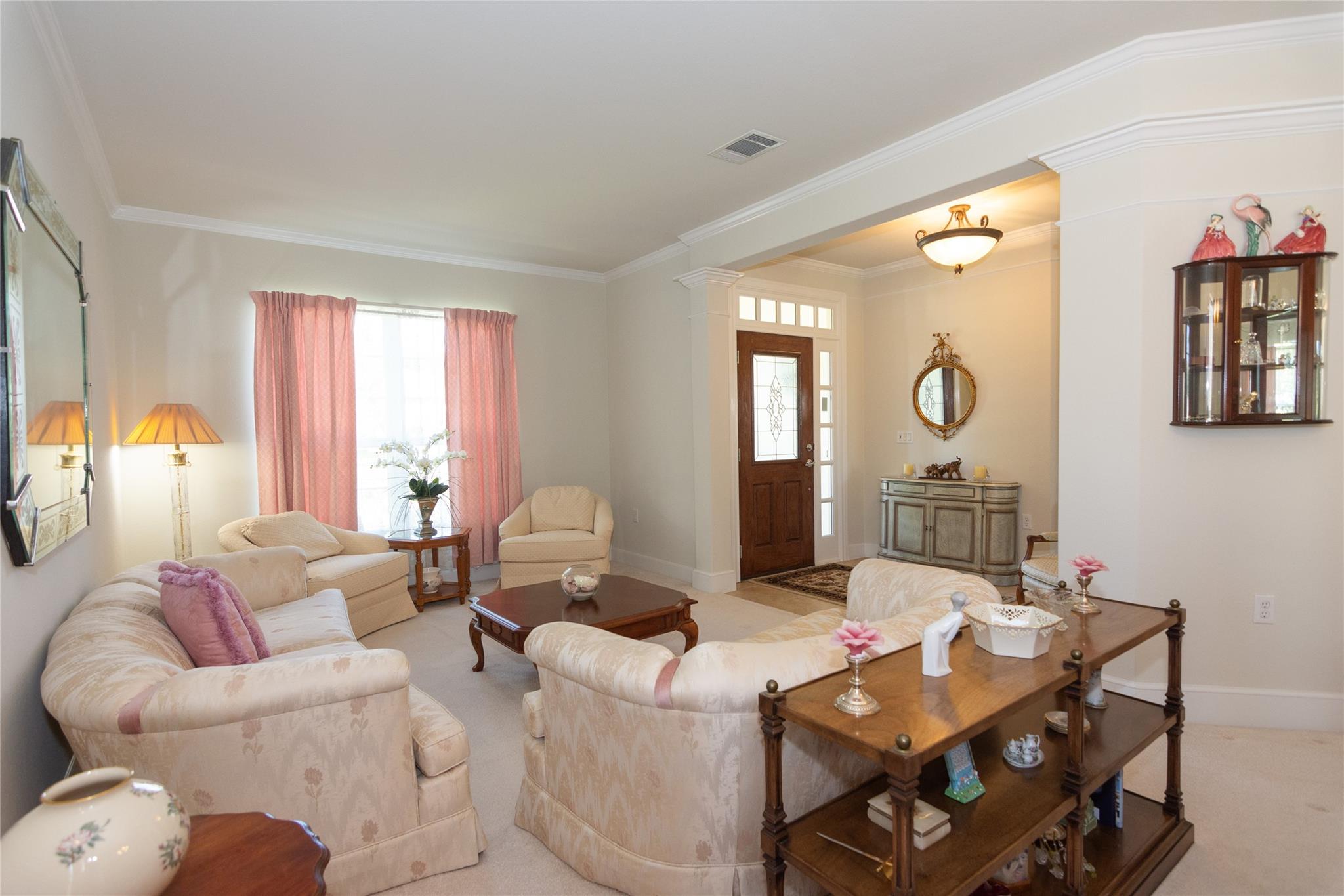 411 Palmetto Dr, Georgetown, TX 78633