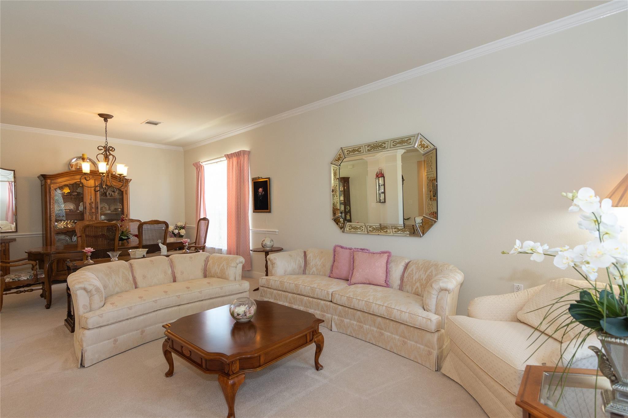 411 Palmetto Dr, Georgetown, TX 78633