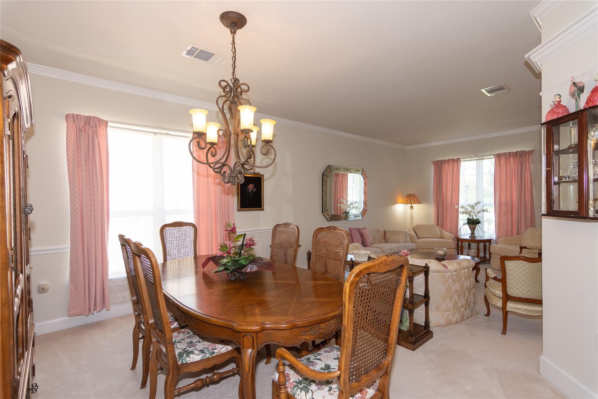 411 Palmetto Dr, Georgetown, TX 78633