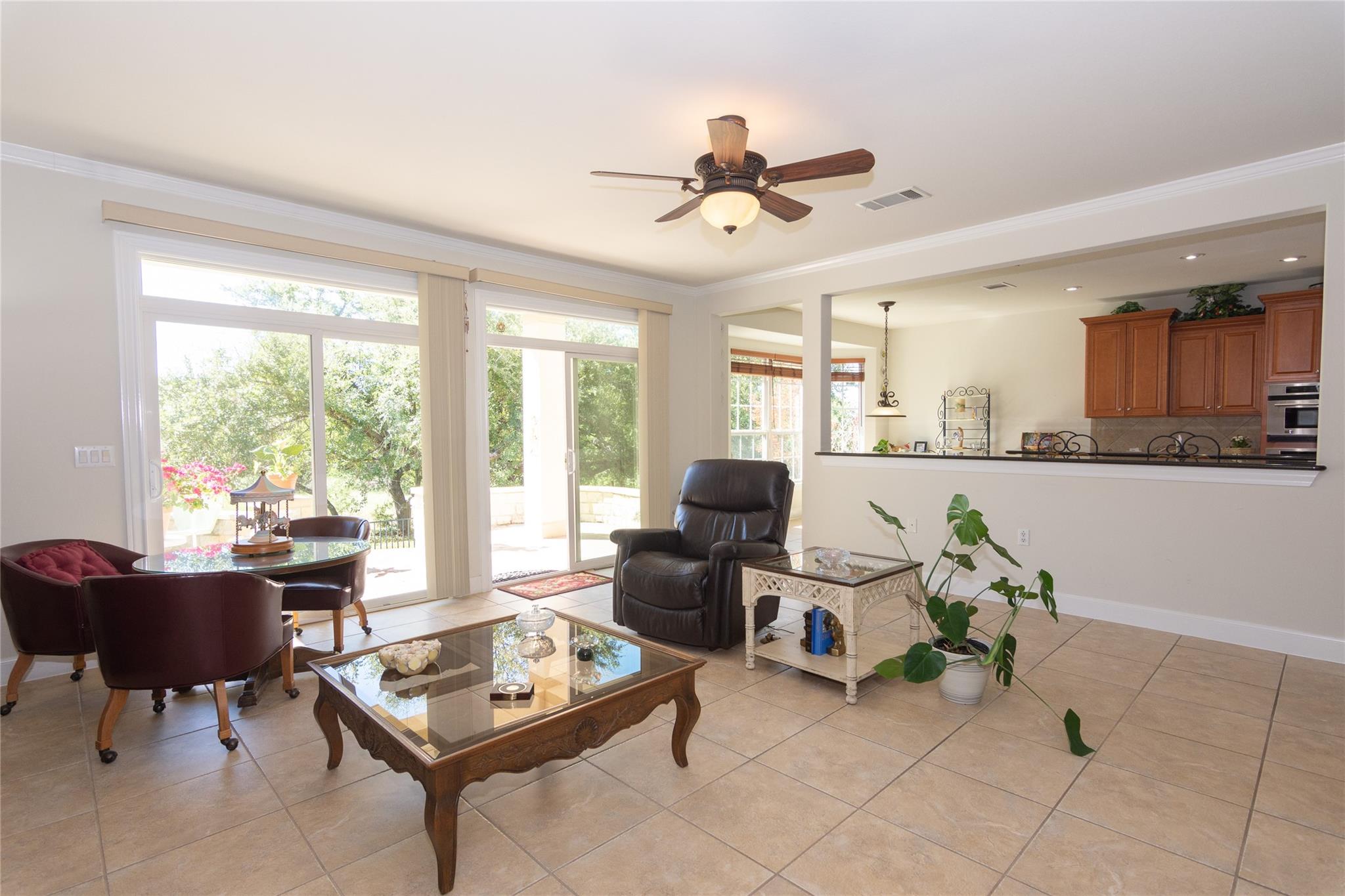 411 Palmetto Dr, Georgetown, TX 78633