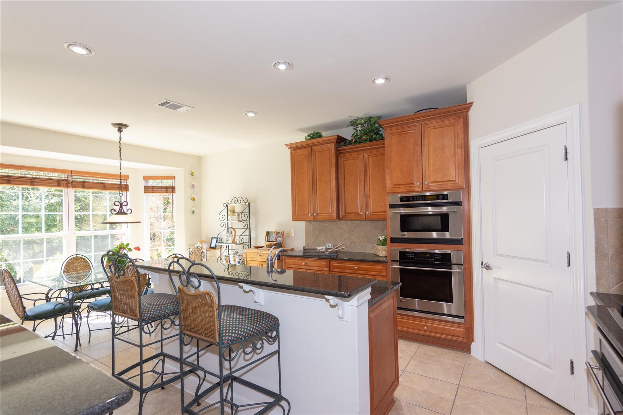411 Palmetto Dr, Georgetown, TX 78633