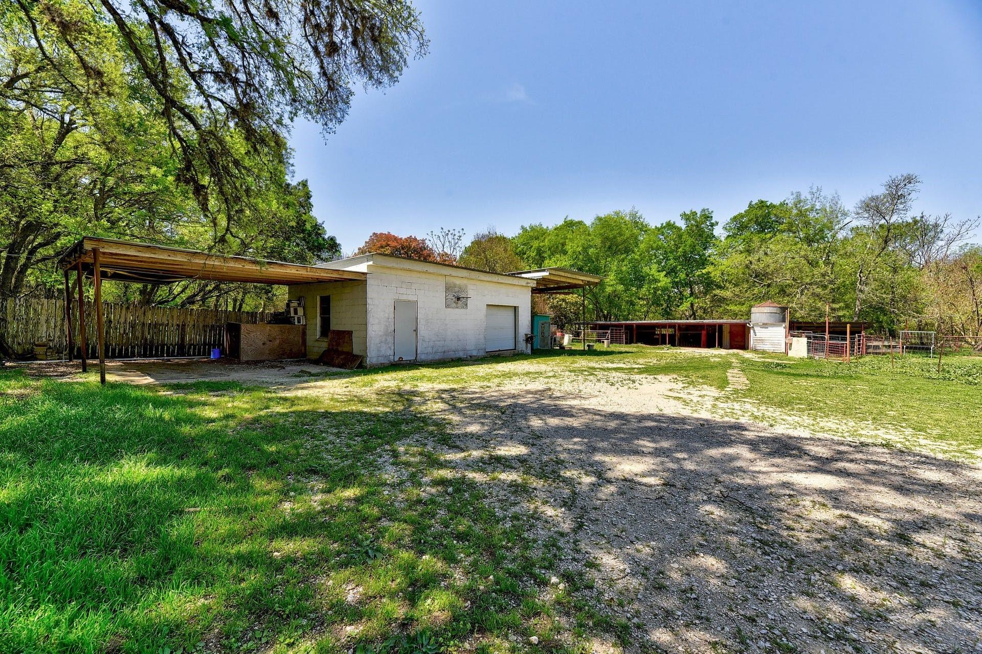 20 Pillow Rd, Sunset Valley, TX 78745