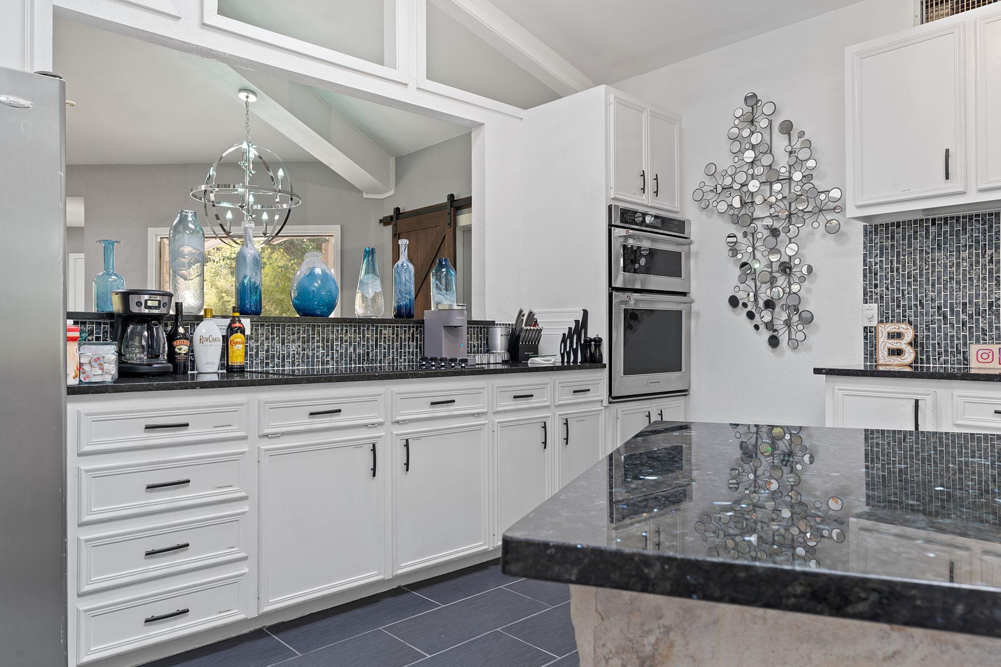 13204 Onion Creek Dr, Manchaca, TX 78652