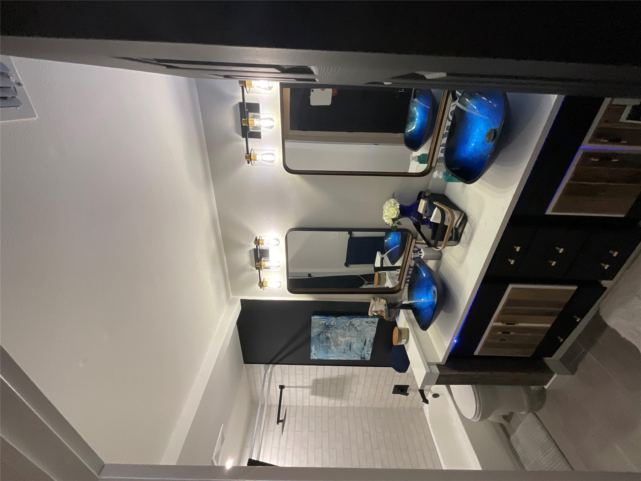 322-342 Whispering Woods Dr, Rockport, TX 78382