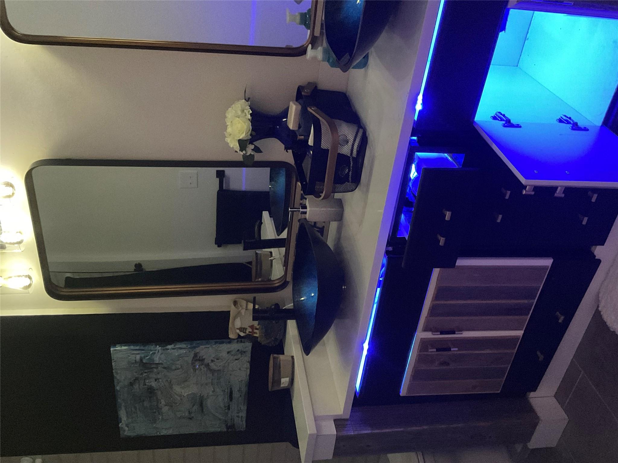 322-342 Whispering Woods Dr, Rockport, TX 78382