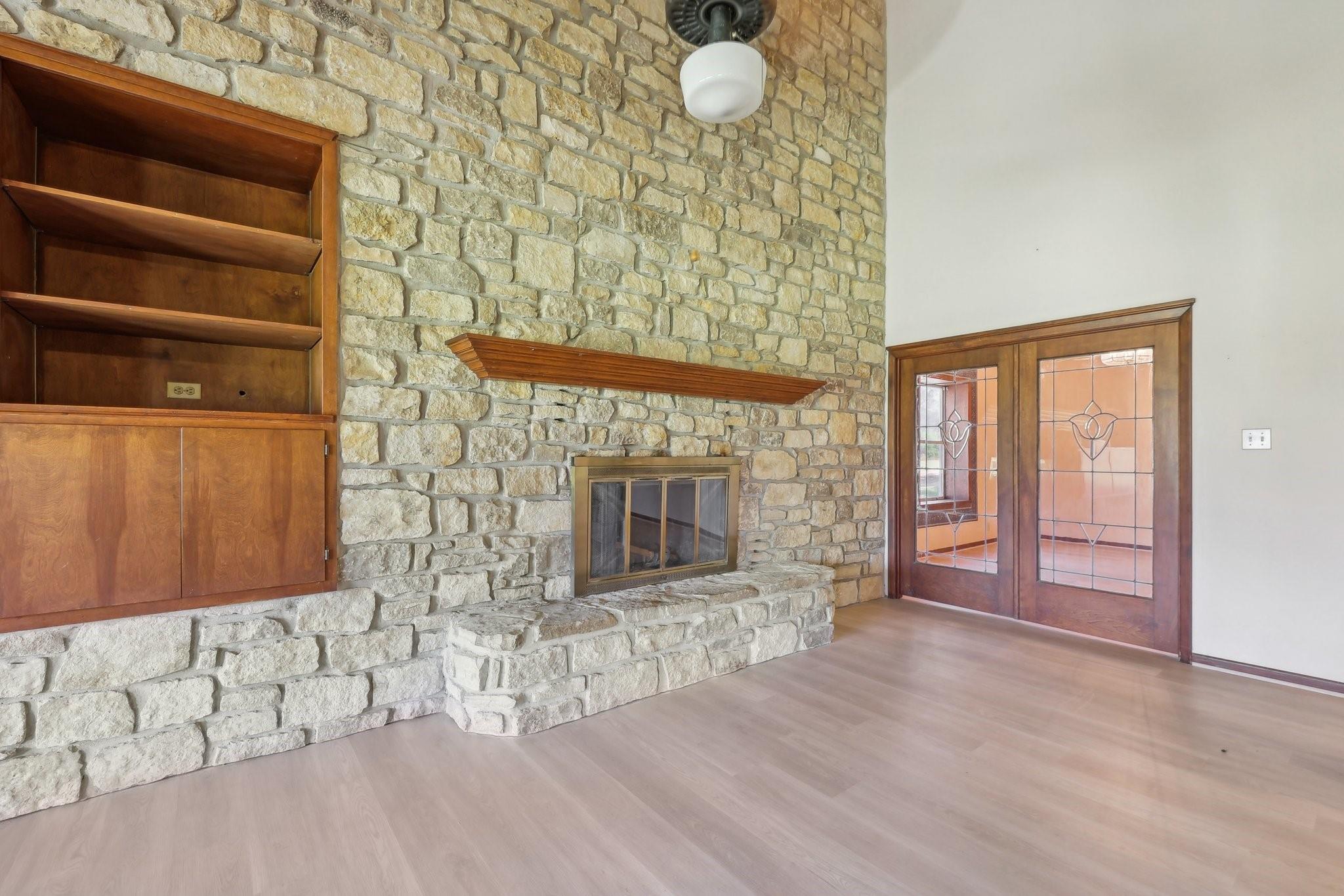 2715 Crider Rd, Marble Falls, TX 78654