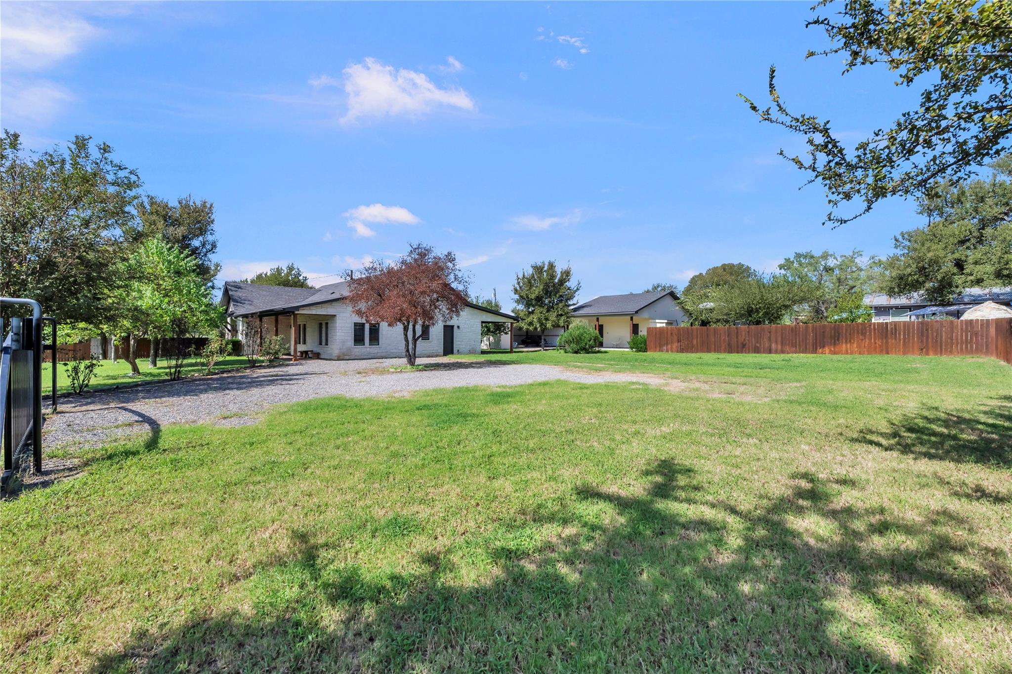 1303 Prarie Creek Dr, Granite Shoals, TX 78654
