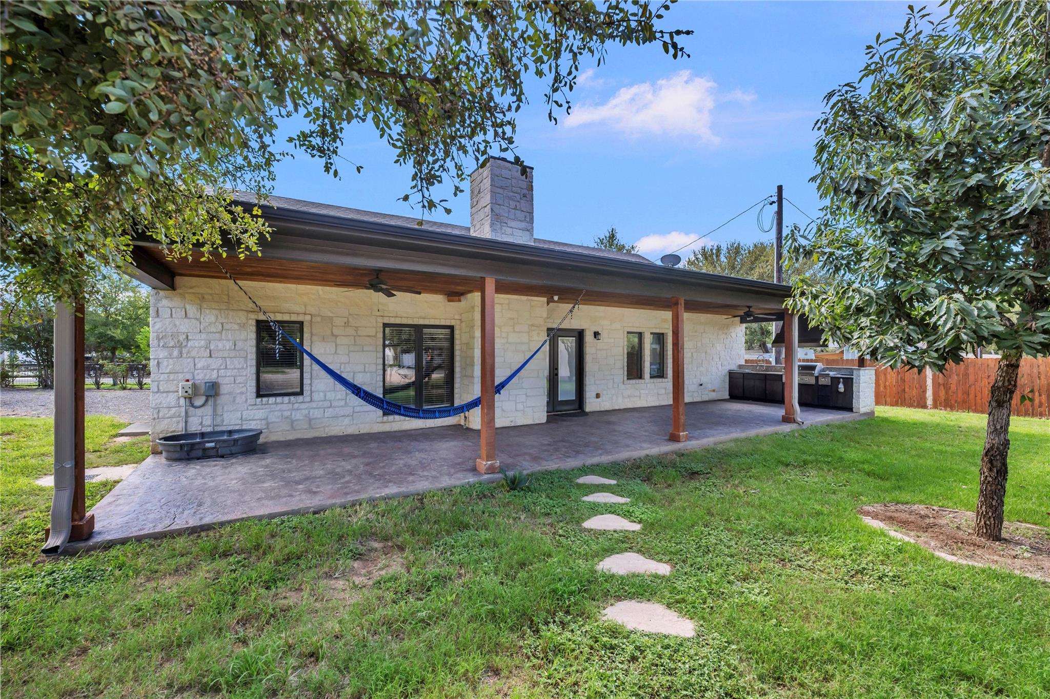 1303 Prarie Creek Dr, Granite Shoals, TX 78654