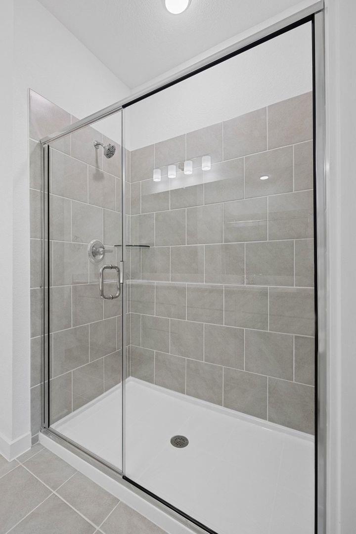 8006 Shining Flor Run, Lago Vista, TX 78645