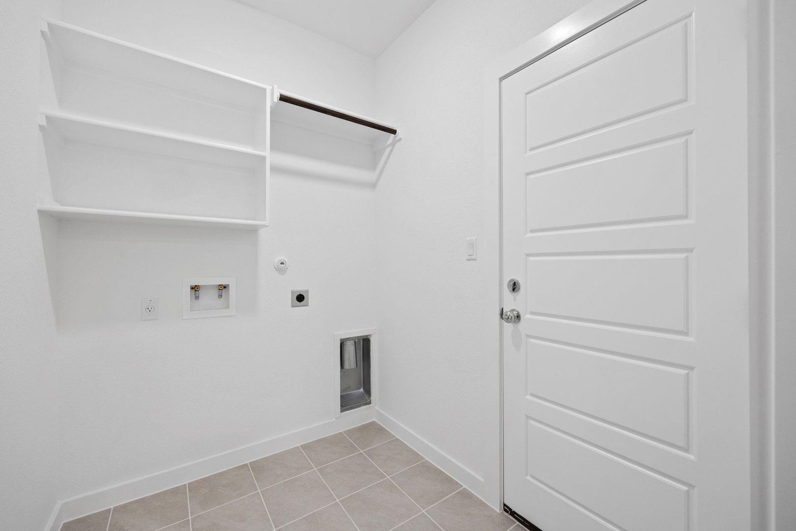 8006 Shining Flor Run, Lago Vista, TX 78645