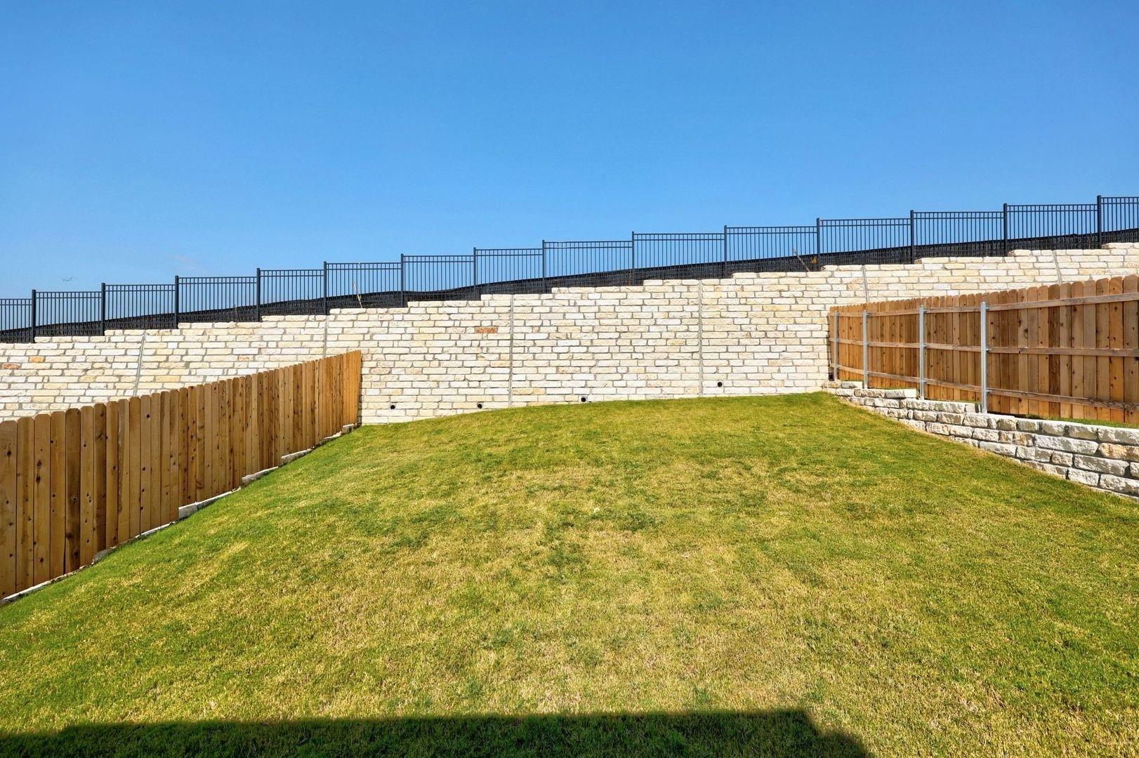 8006 Shining Flor Run, Lago Vista, TX 78645