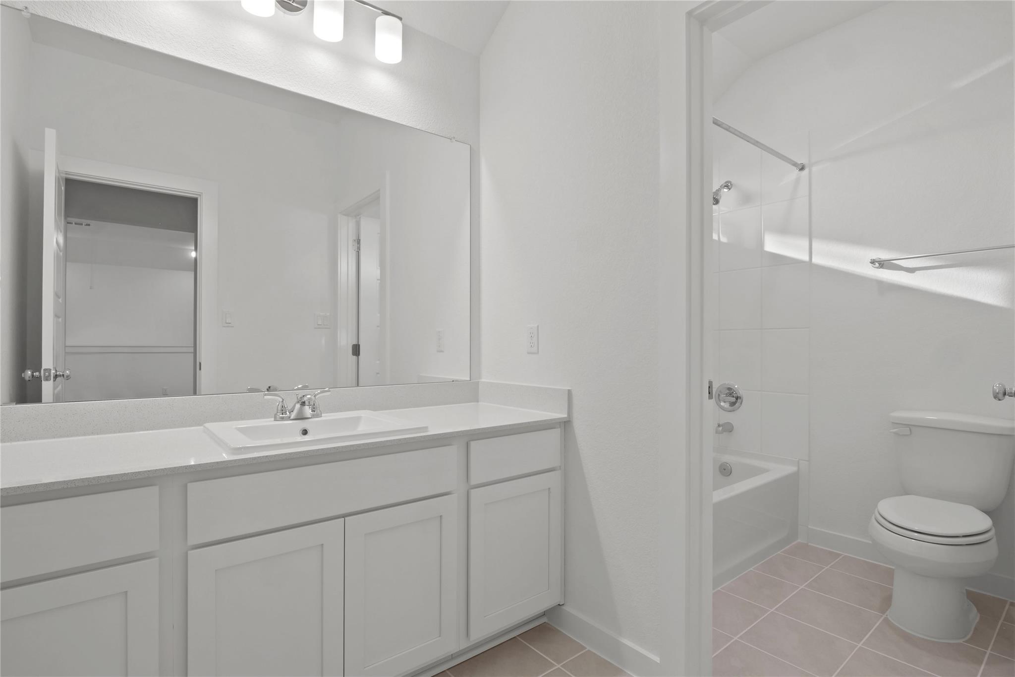 8006 Shining Flor Run, Lago Vista, TX 78645