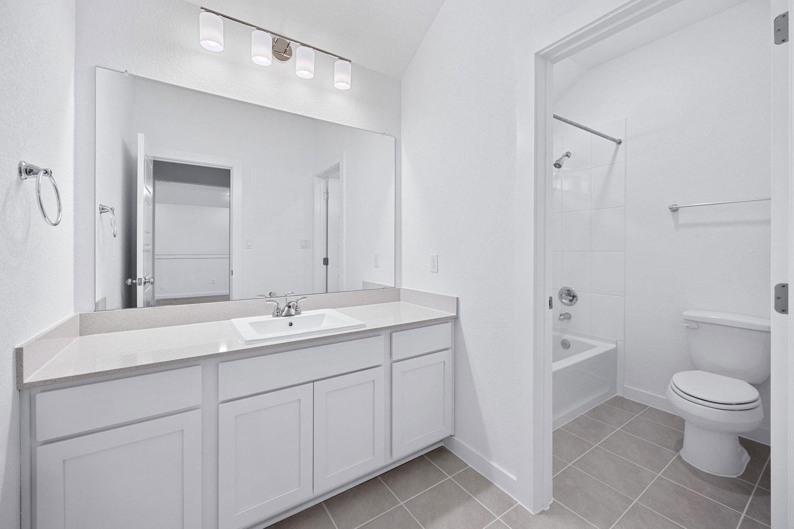 8006 Shining Flor Run, Lago Vista, TX 78645