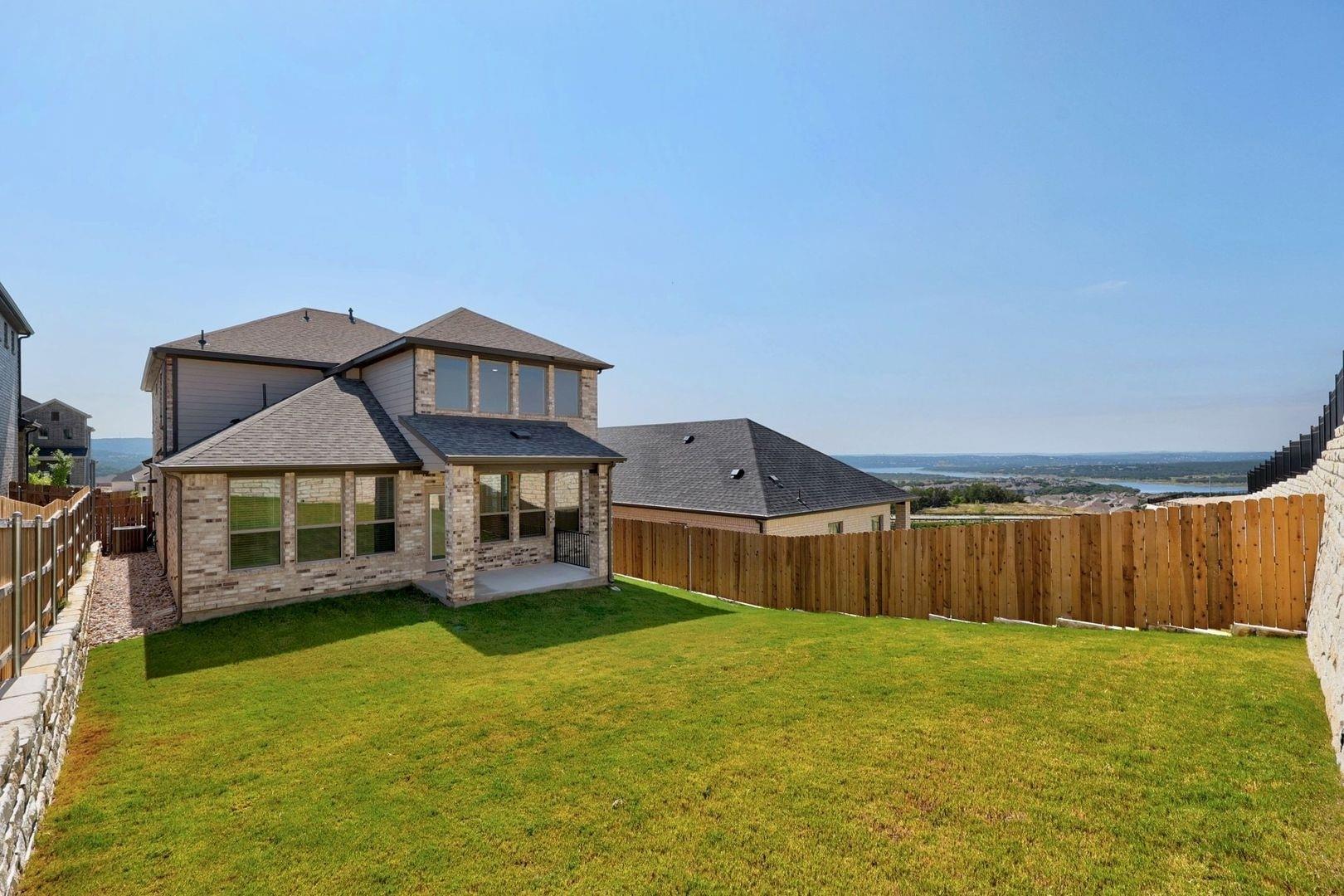 8006 Shining Flor Run, Lago Vista, TX 78645