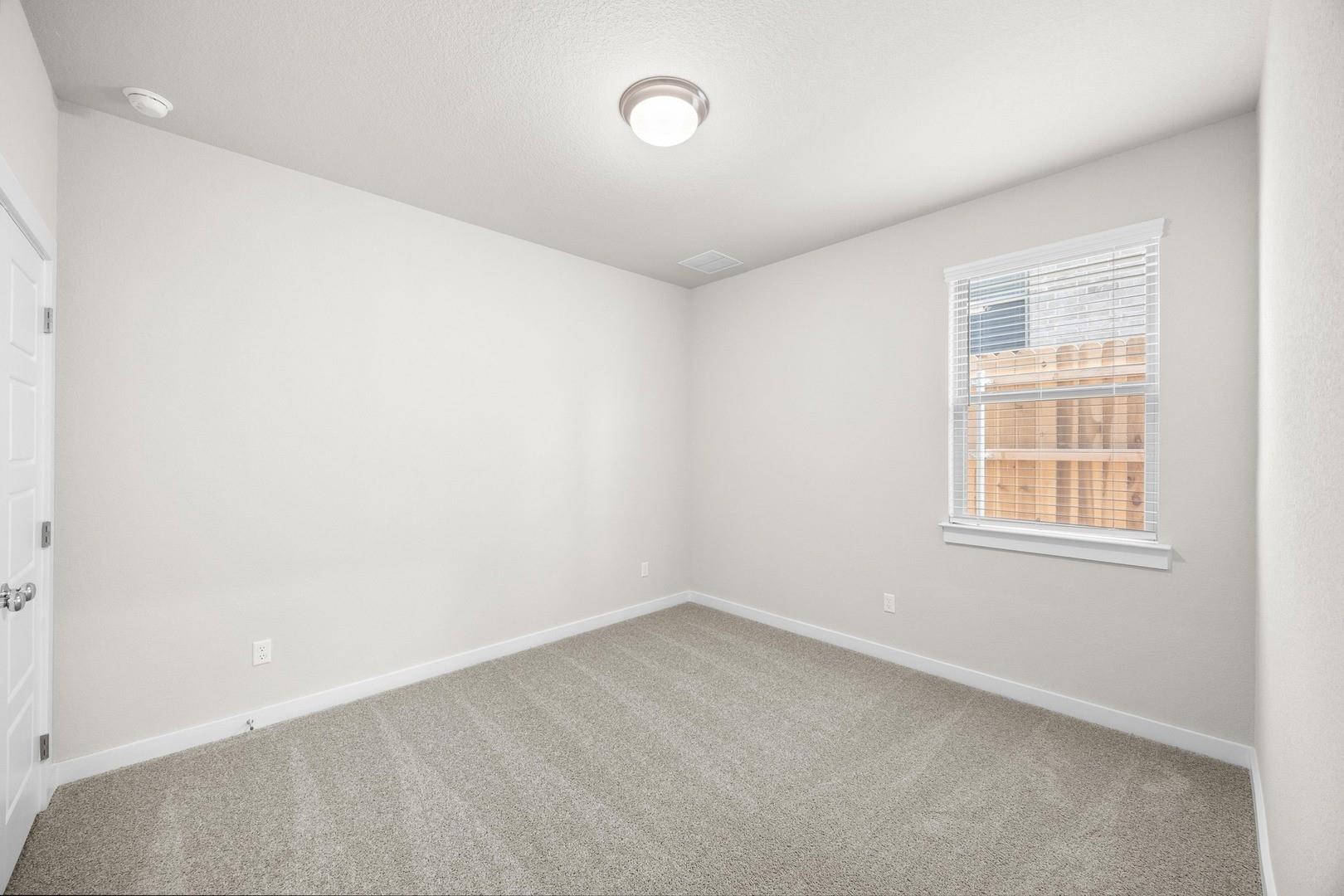 8010 Shining Flor Run, Lago Vista, TX 78645