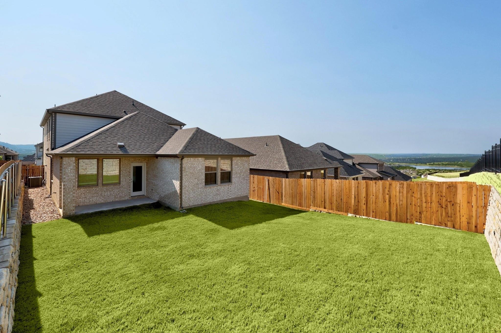 8014 Shining Flor Run, Lago Vista, TX 78645