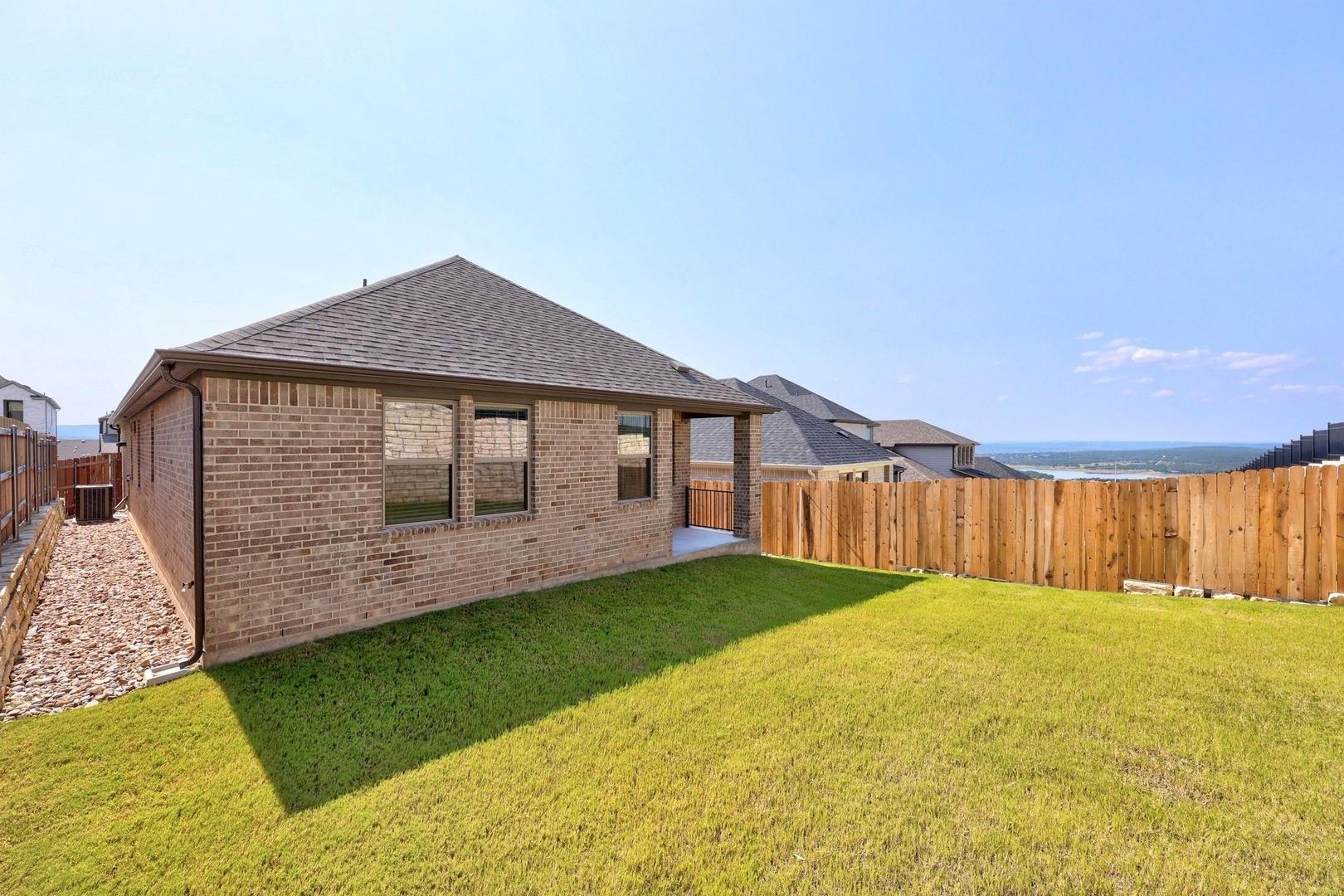 8012 Shining Flor Run, Lago Vista, TX 78645