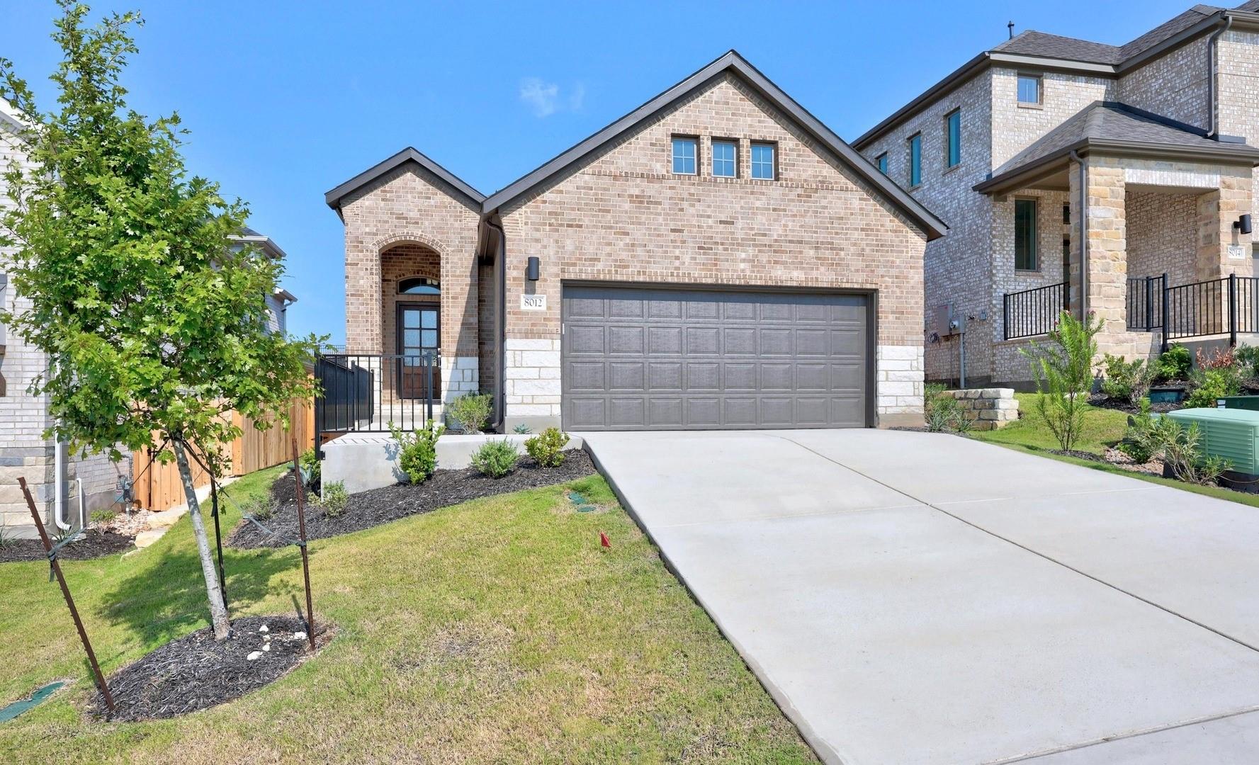 8012 Shining Flor Run, Lago Vista, TX 78645