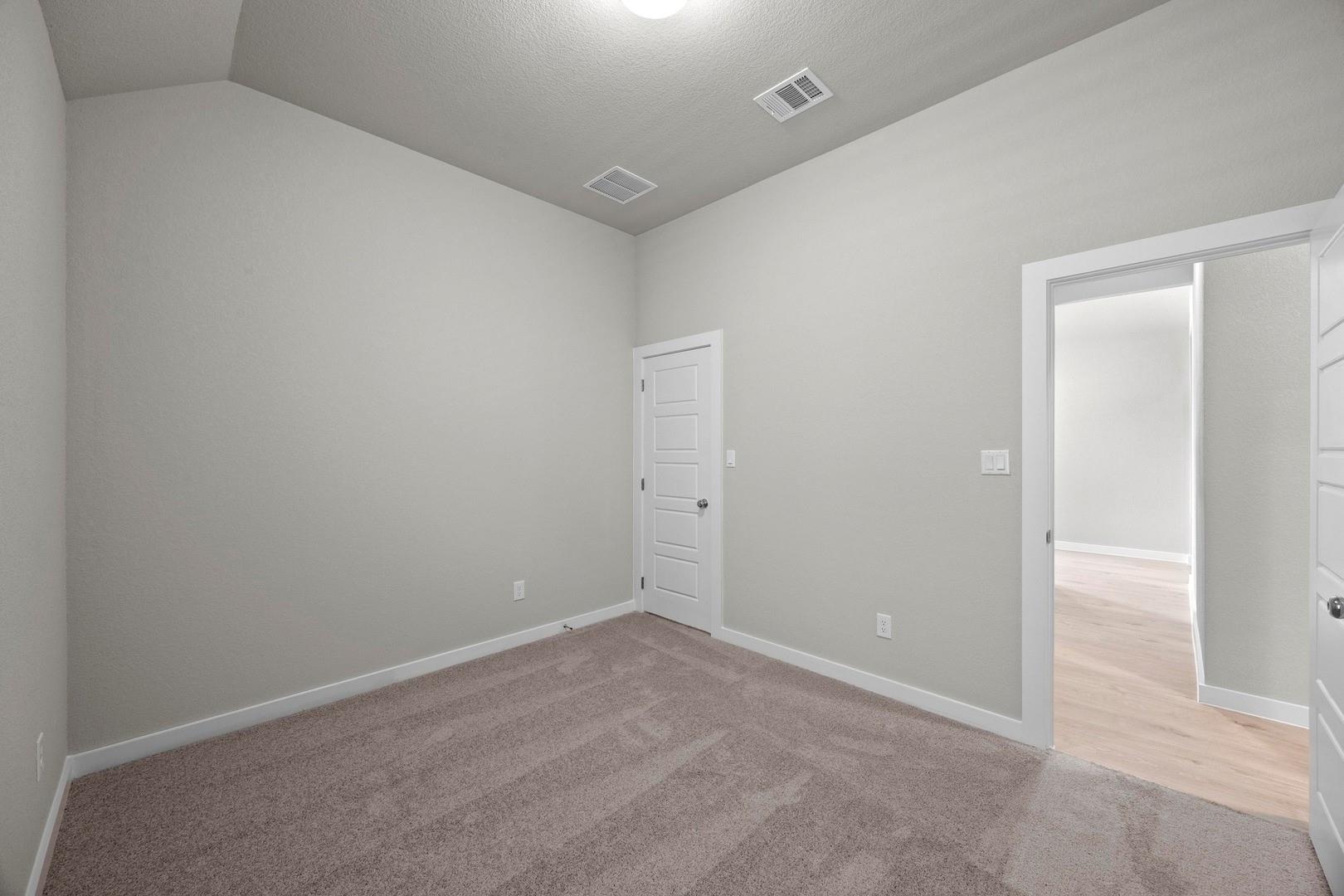 8012 Shining Flor Run, Lago Vista, TX 78645