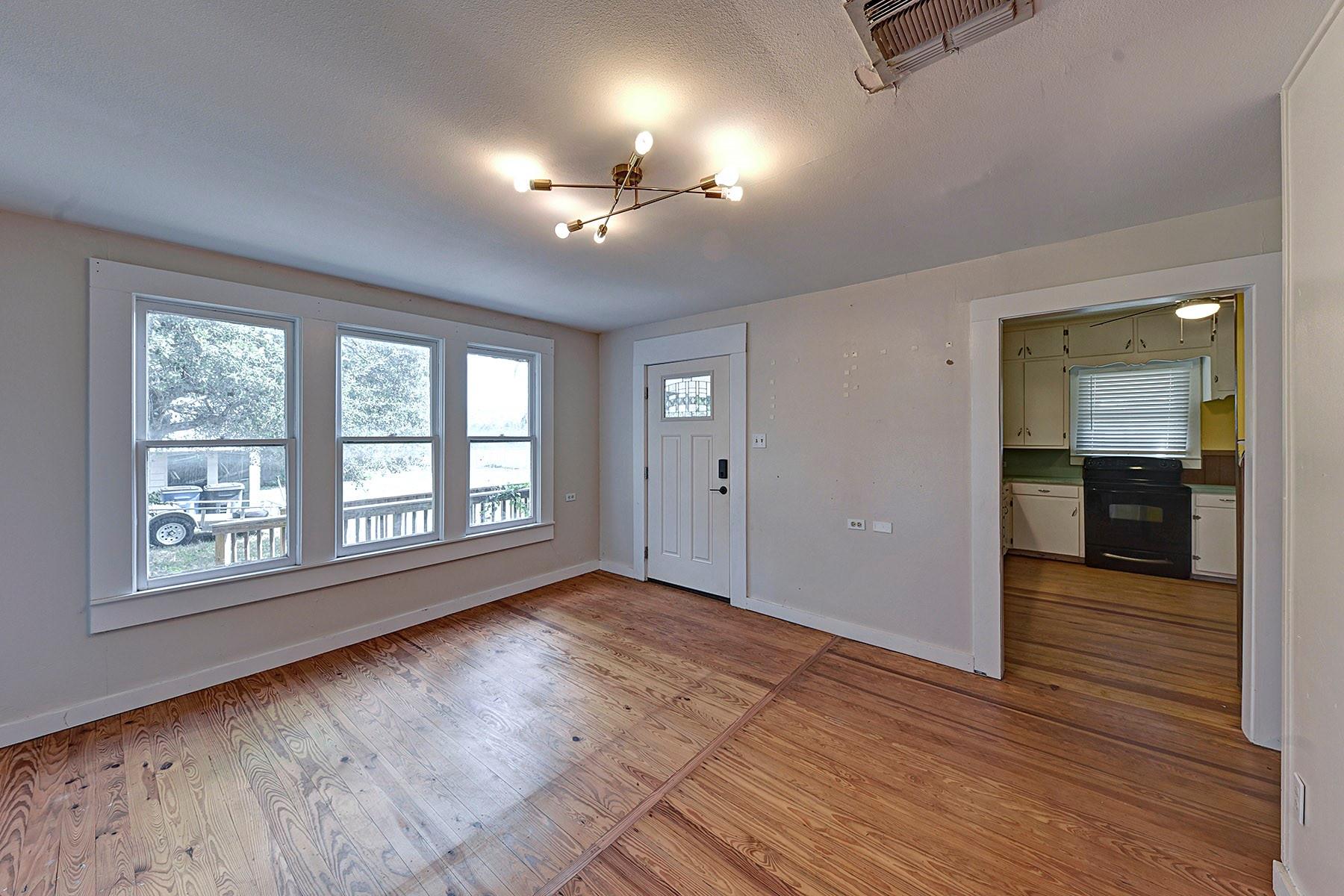 1292 N I-35, New Braunfels, TX 78130