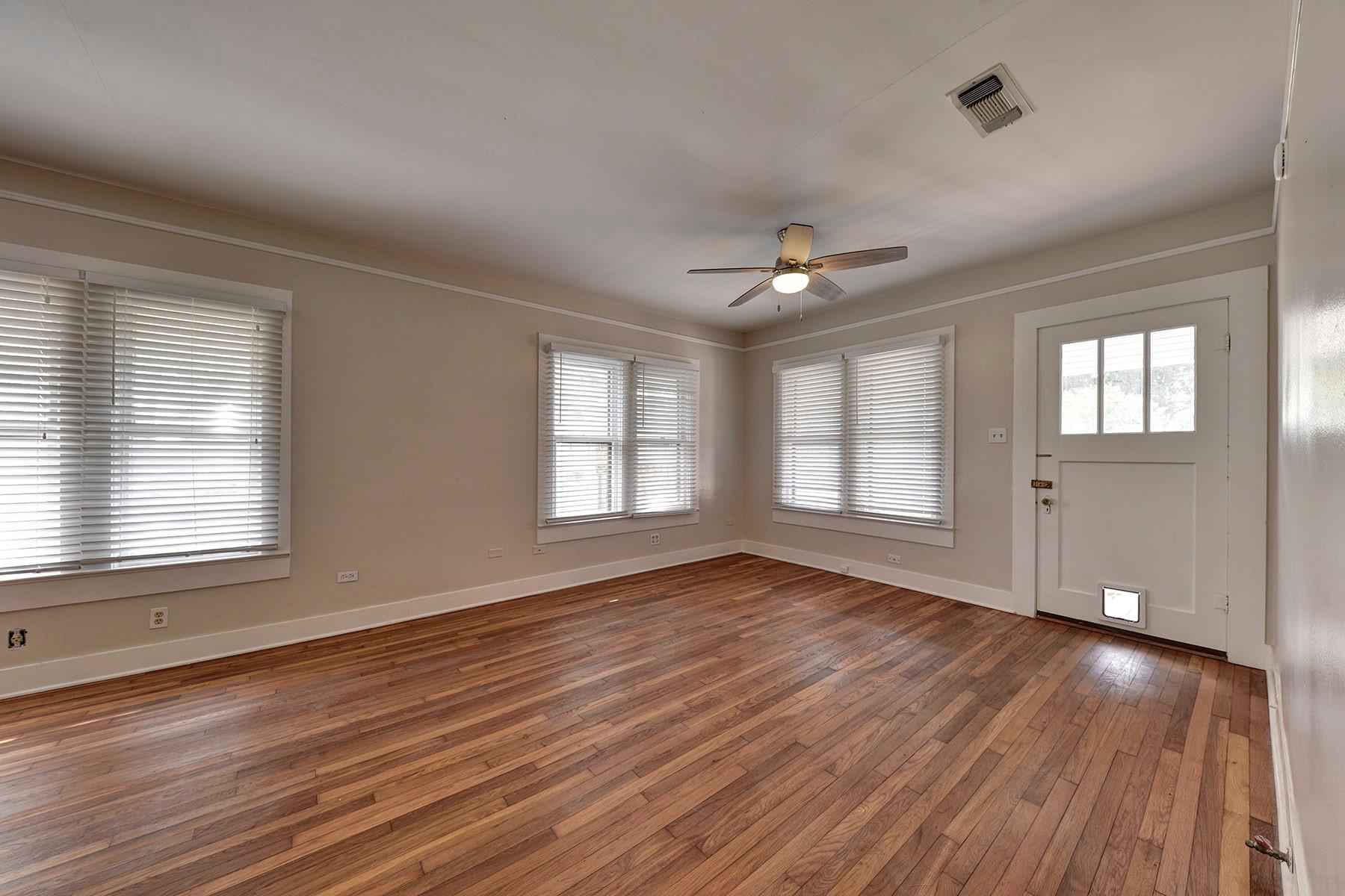 1292 N I-35, New Braunfels, TX 78130