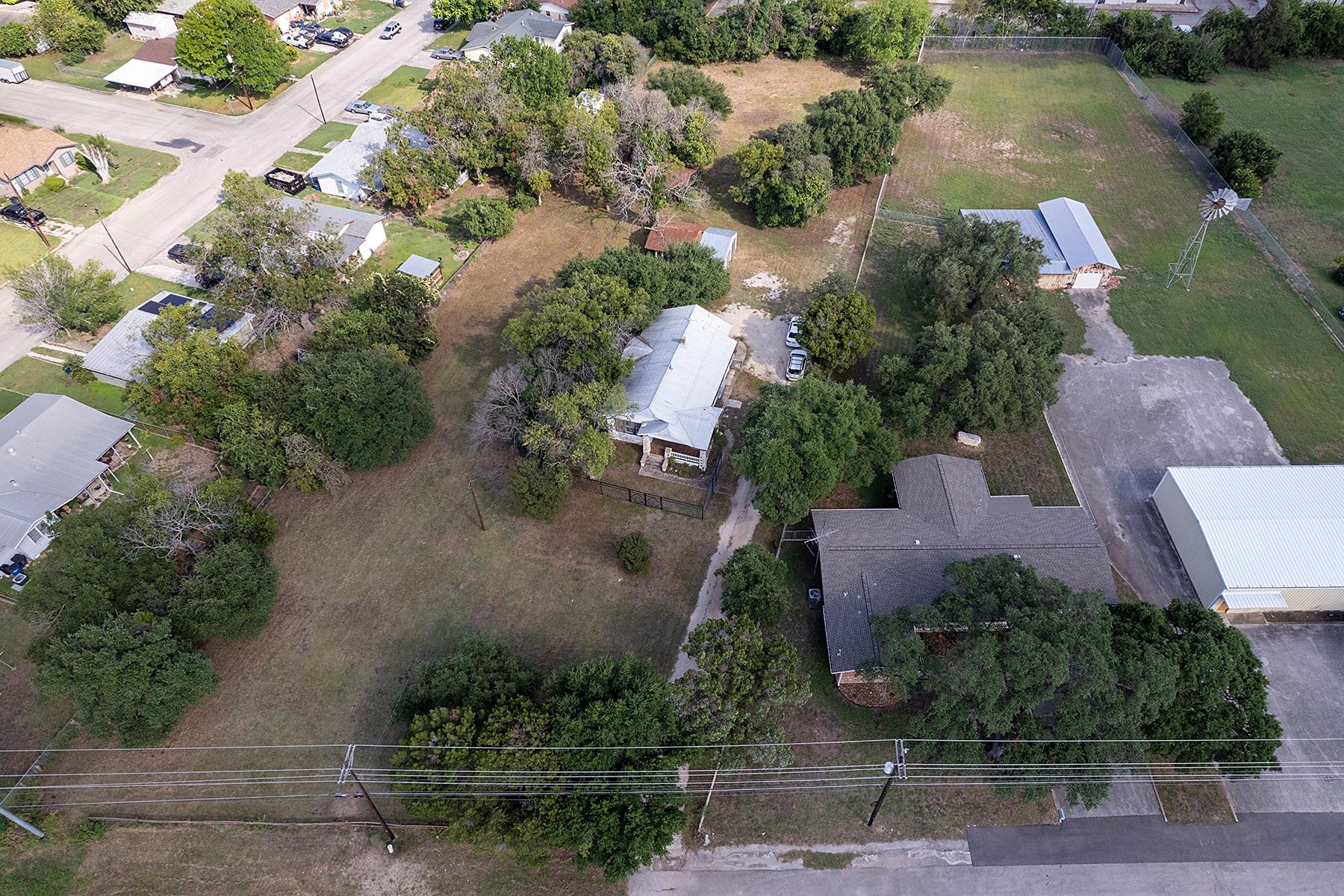 1292 N I-35, New Braunfels, TX 78130