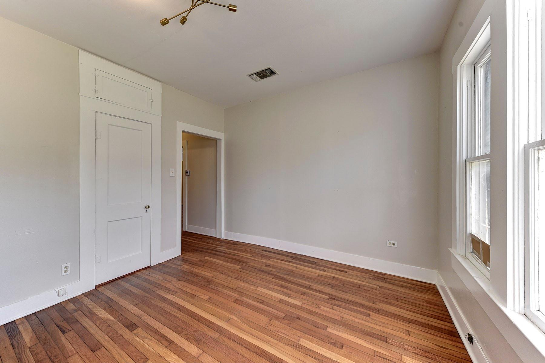 1292 N I-35, New Braunfels, TX 78130