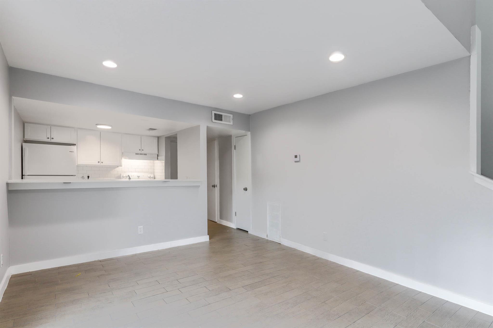 1600 West Ave # 25, Austin, TX 78701