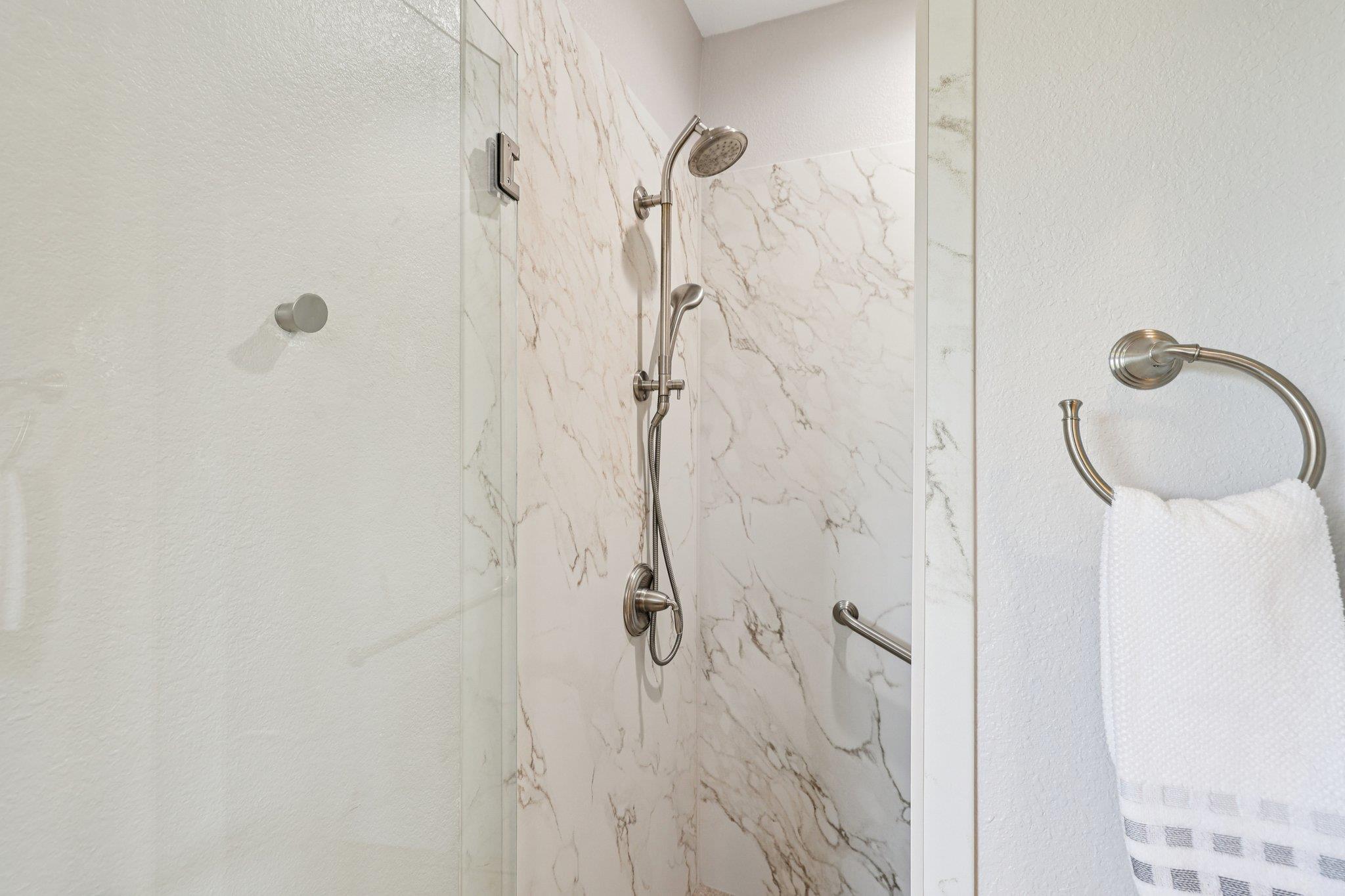 20909 Magellan Cv, Lago Vista, TX 78645