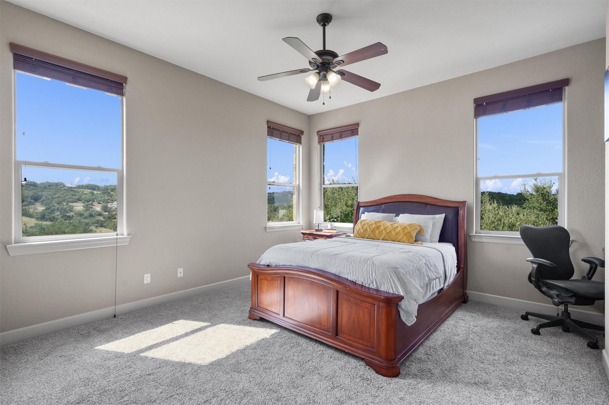 4408 Blacksmith Cv, Spicewood, TX 78669