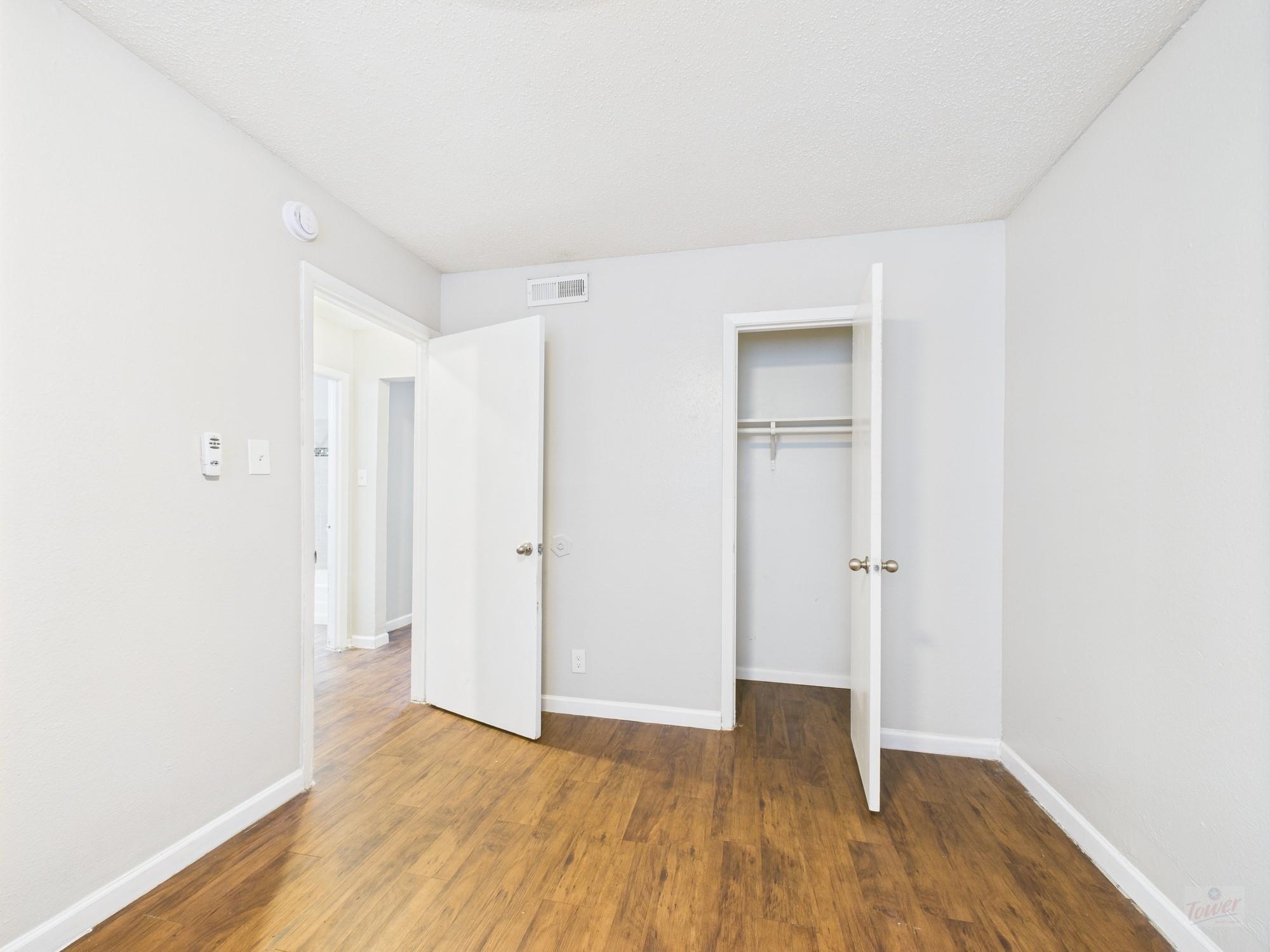 2401 Manor Rd # 136, Austin, TX 78722