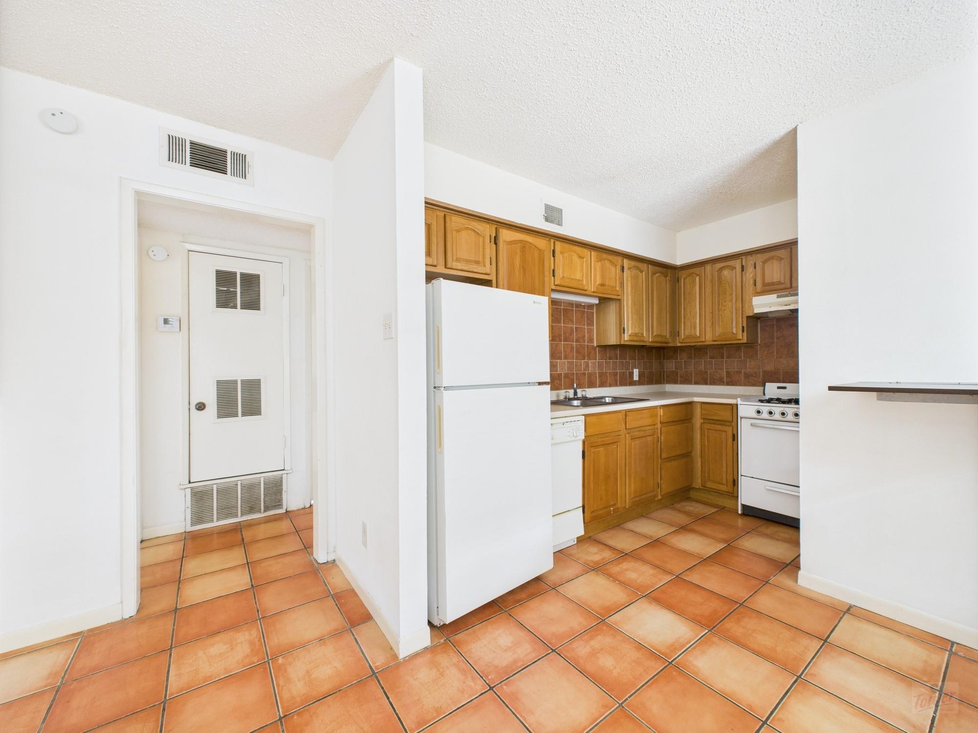 803 W 28th St # 107, Austin, TX 78705