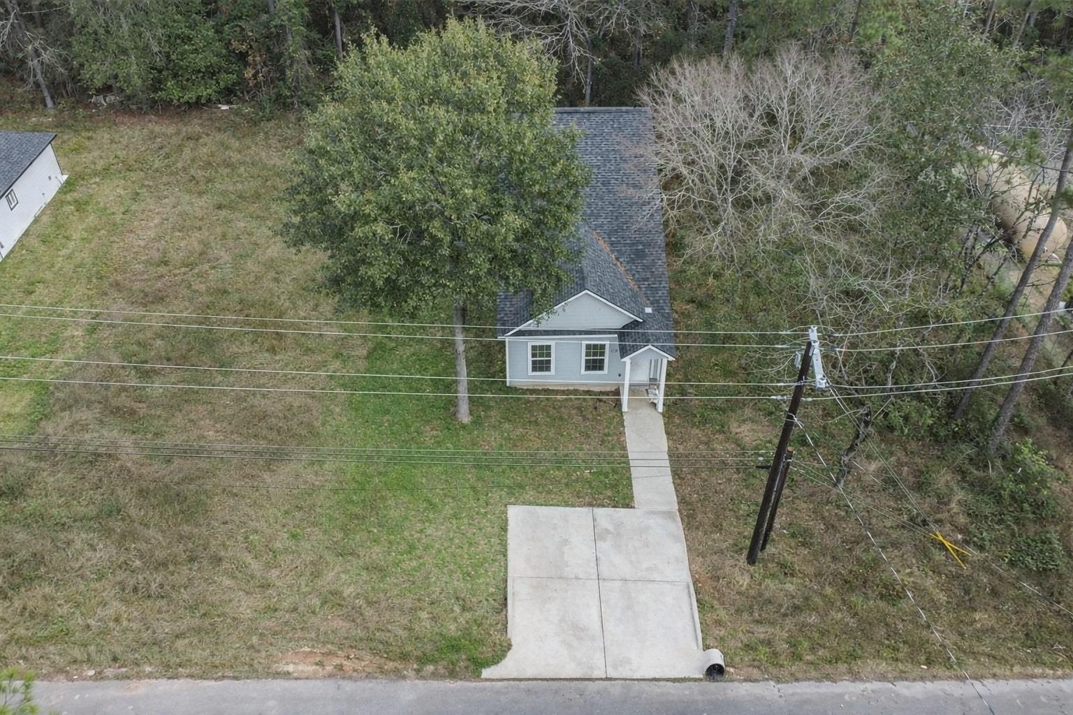 15514 Hickory Dr, Montgomery, TX 77356